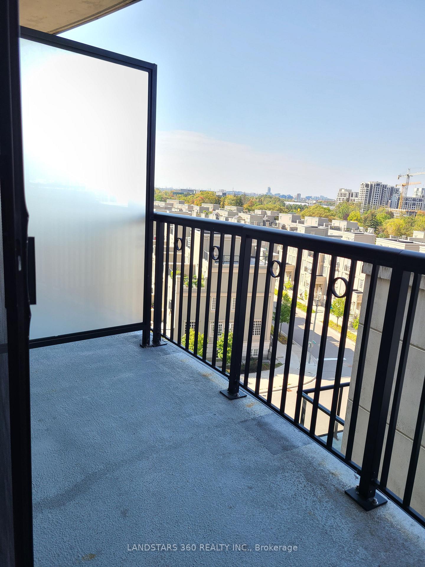 Photo 9 of Unit 701, 131 Upper Duke Crescent, Markham, Unionville — HOMEH