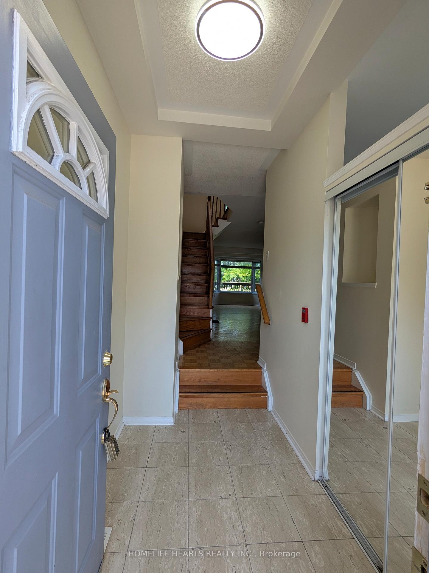 Photo 3 of Unit 185, 18 Clark Avenue W, Vaughan, Crestwood-Springfarm-Yorkhill — HOMEH