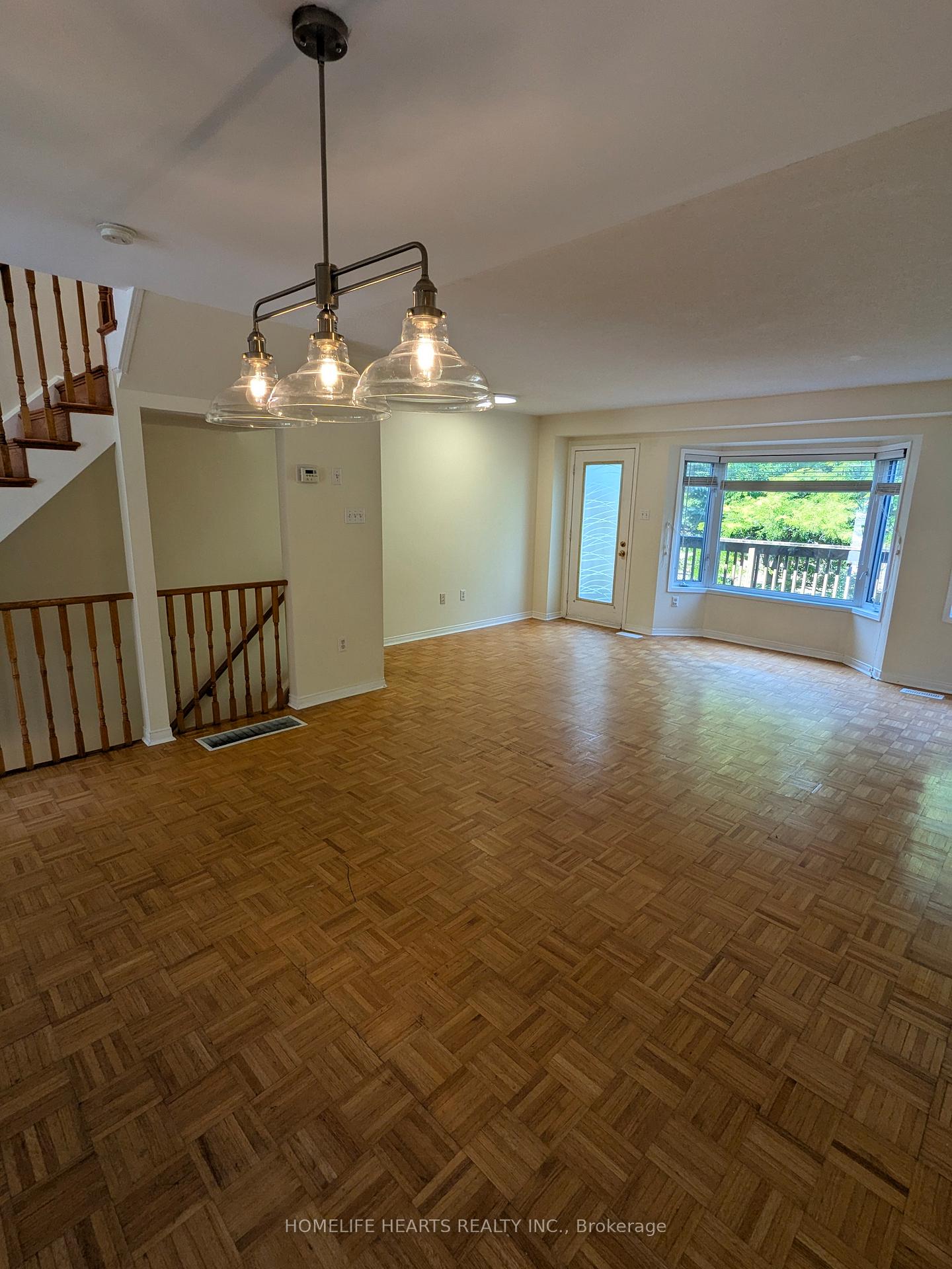 Photo 6 of Unit 185, 18 Clark Avenue W, Vaughan, Crestwood-Springfarm-Yorkhill — HOMEH