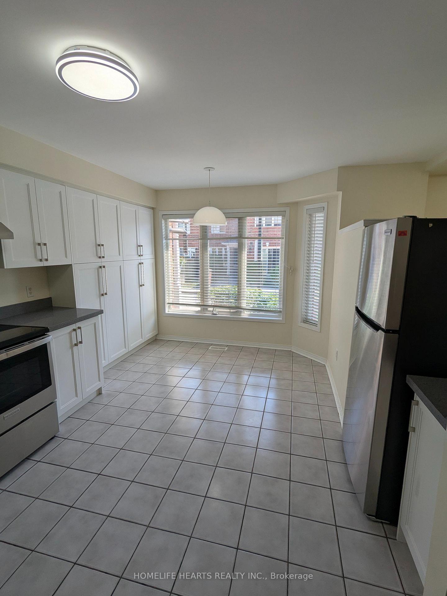 Photo 10 of Unit 185, 18 Clark Avenue W, Vaughan, Crestwood-Springfarm-Yorkhill — HOMEH