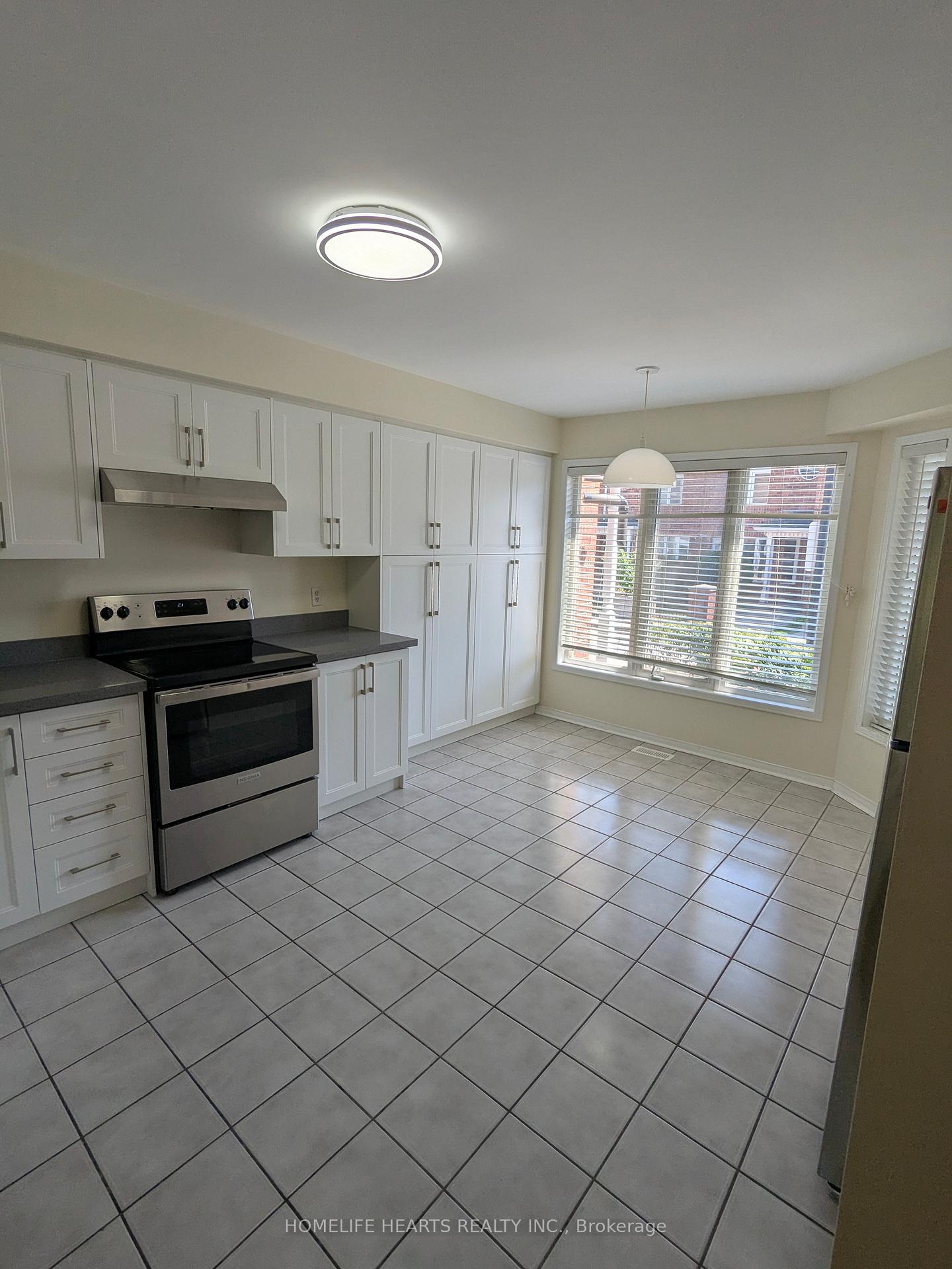 Photo 11 of Unit 185, 18 Clark Avenue W, Vaughan, Crestwood-Springfarm-Yorkhill — HOMEH