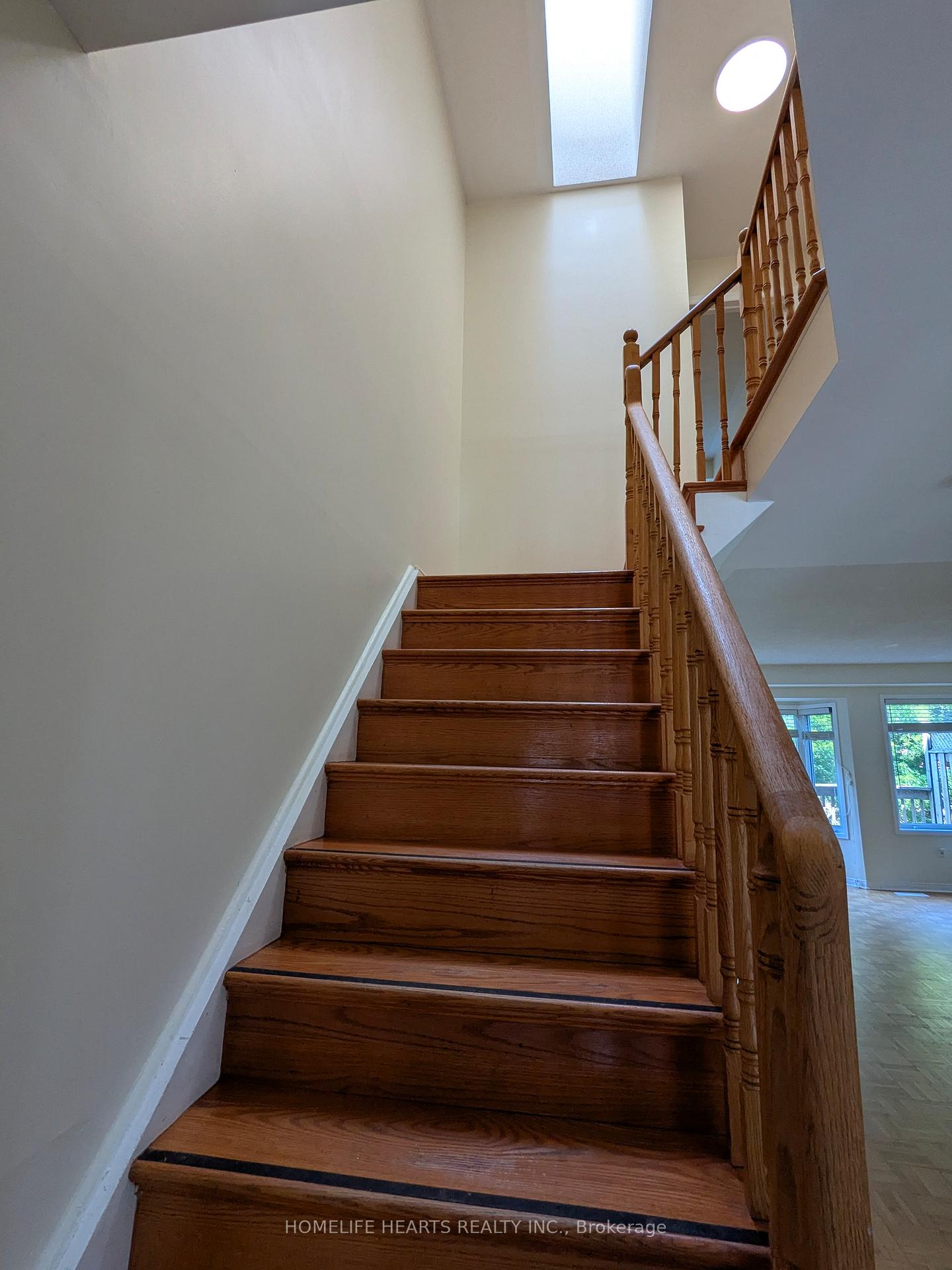 Photo 13 of Unit 185, 18 Clark Avenue W, Vaughan, Crestwood-Springfarm-Yorkhill — HOMEH