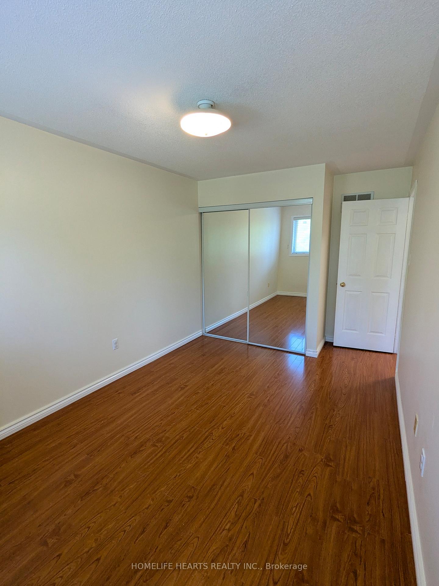 Photo 19 of Unit 185, 18 Clark Avenue W, Vaughan, Crestwood-Springfarm-Yorkhill — HOMEH