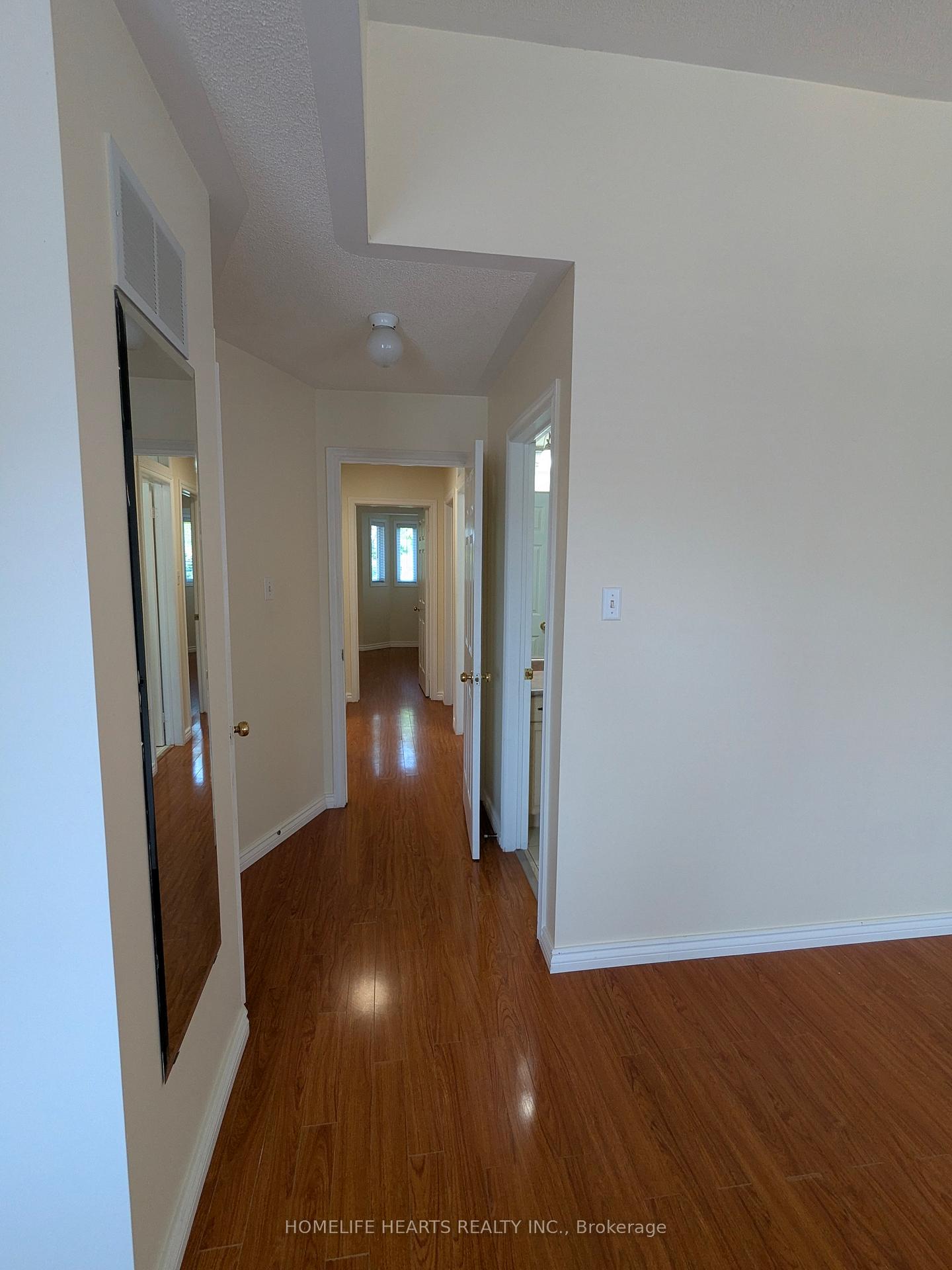 Photo 23 of Unit 185, 18 Clark Avenue W, Vaughan, Crestwood-Springfarm-Yorkhill — HOMEH