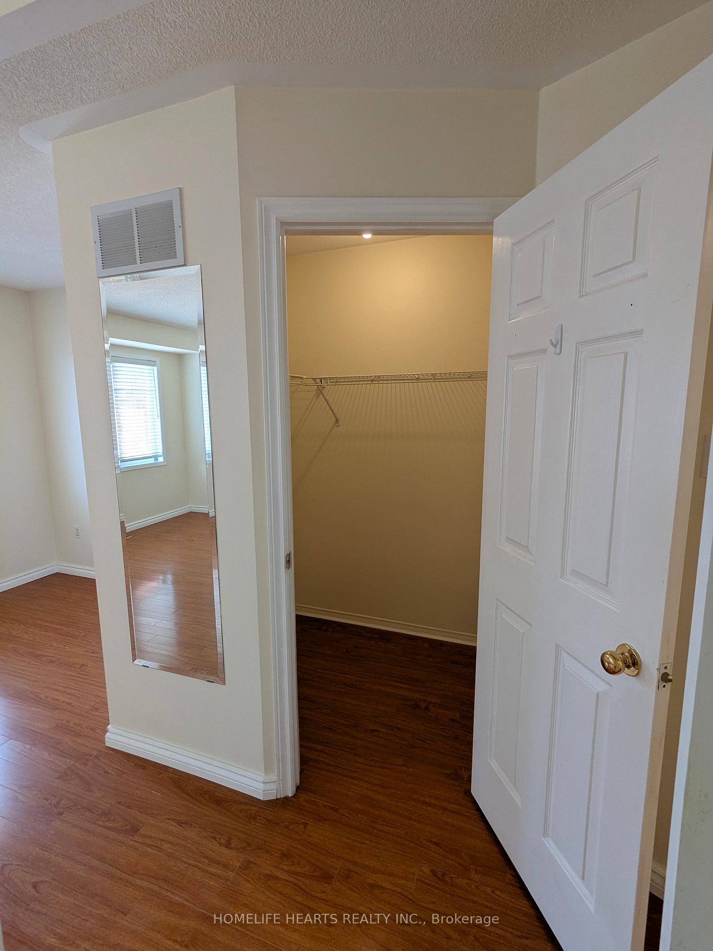 Photo 24 of Unit 185, 18 Clark Avenue W, Vaughan, Crestwood-Springfarm-Yorkhill — HOMEH