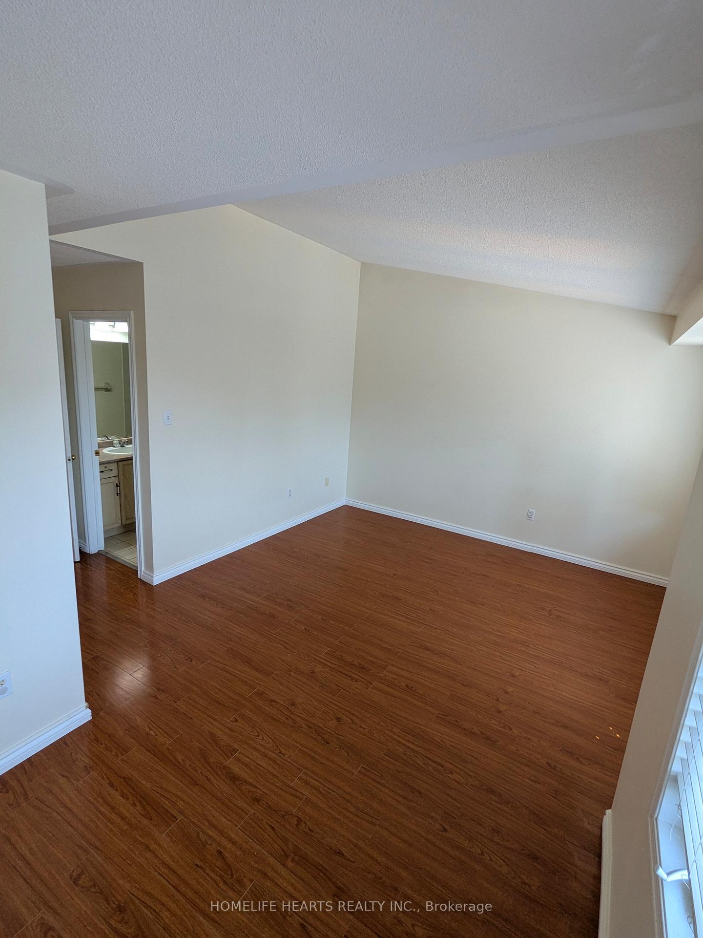 Photo 28 of Unit 185, 18 Clark Avenue W, Vaughan, Crestwood-Springfarm-Yorkhill — HOMEH