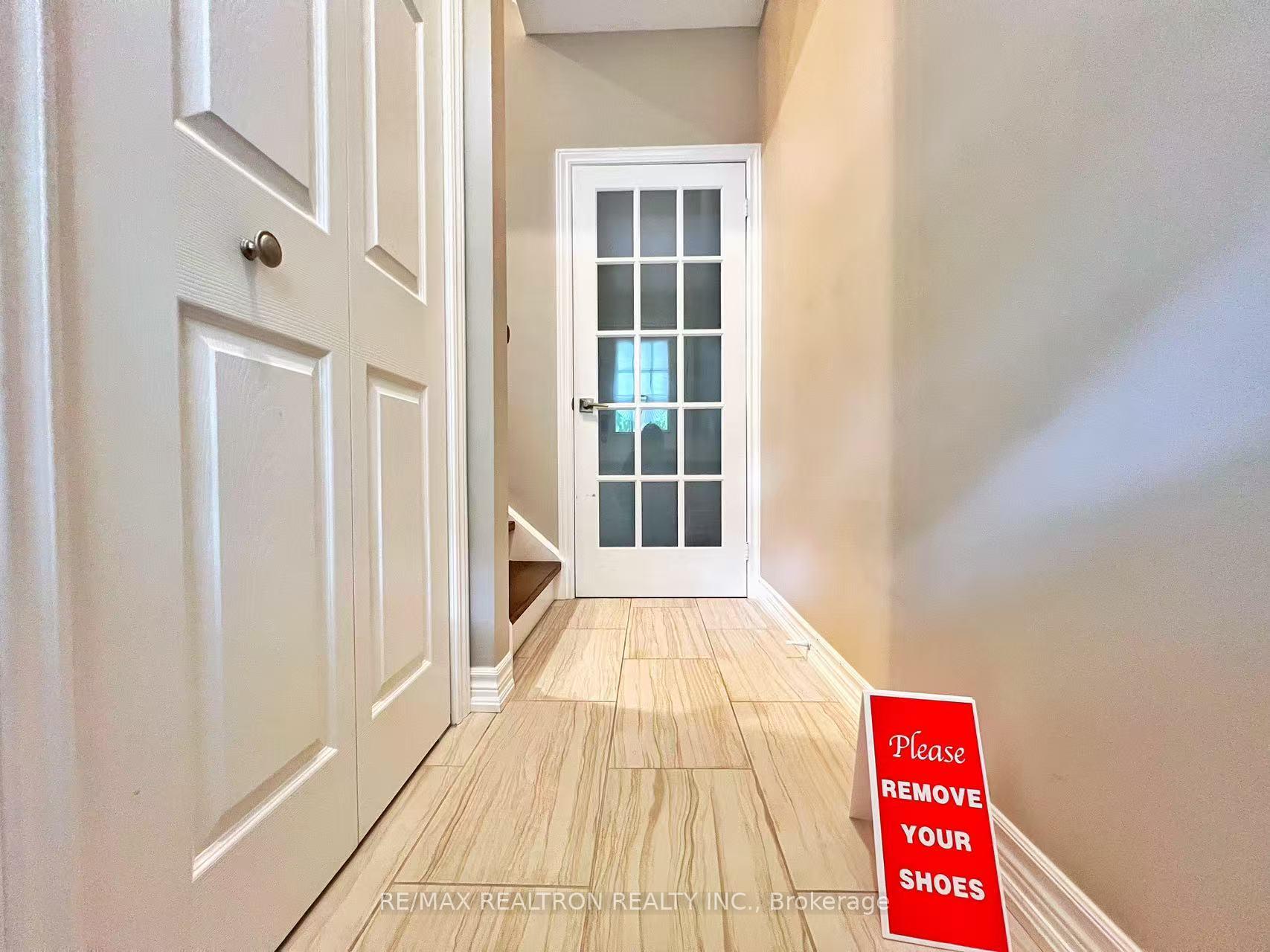 Photo 3 of 78 Rougehaven Way, Markham, Vinegar Hill — HOMEH