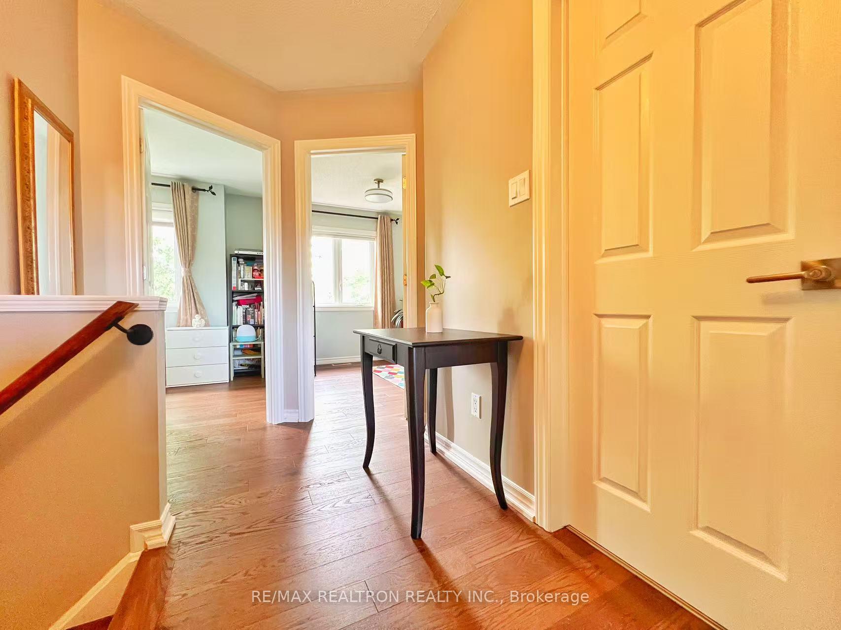 Photo 17 of 78 Rougehaven Way, Markham, Vinegar Hill — HOMEH
