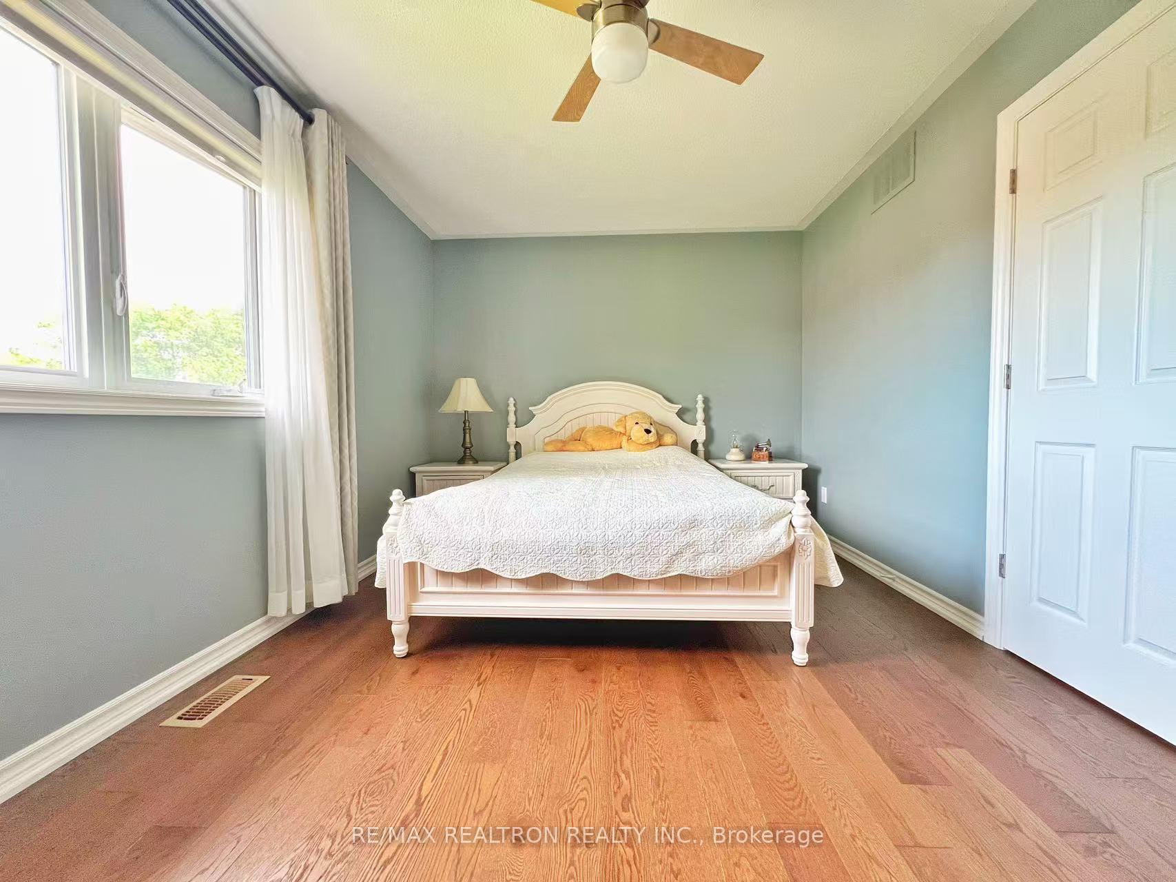 Photo 21 of 78 Rougehaven Way, Markham, Vinegar Hill — HOMEH