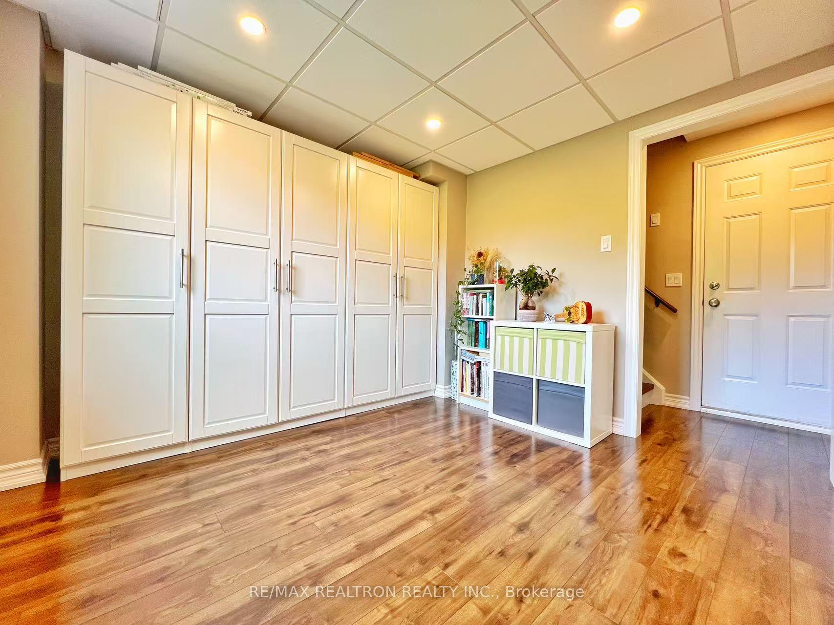 Photo 24 of 78 Rougehaven Way, Markham, Vinegar Hill — HOMEH