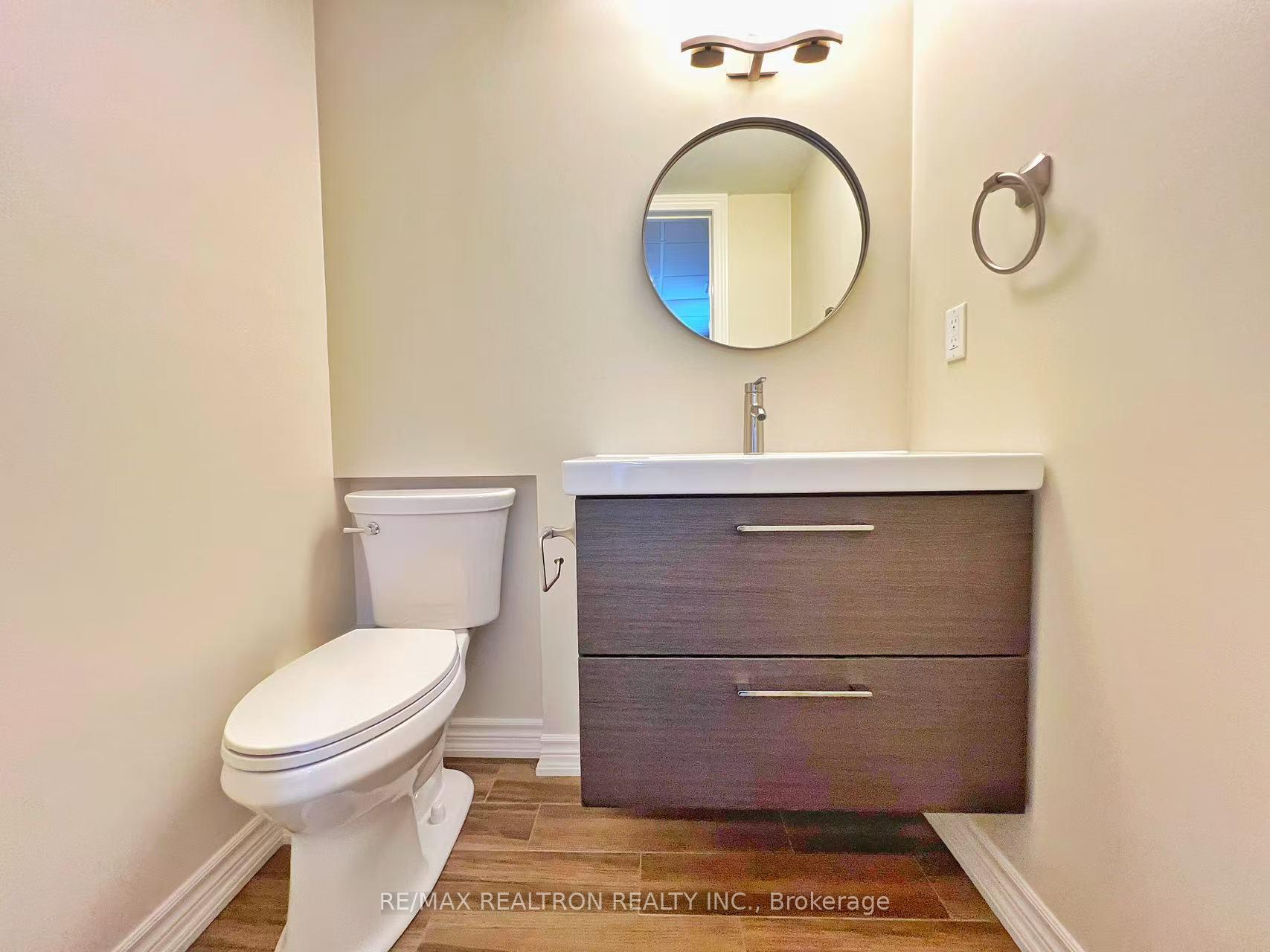 Photo 26 of 78 Rougehaven Way, Markham, Vinegar Hill — HOMEH