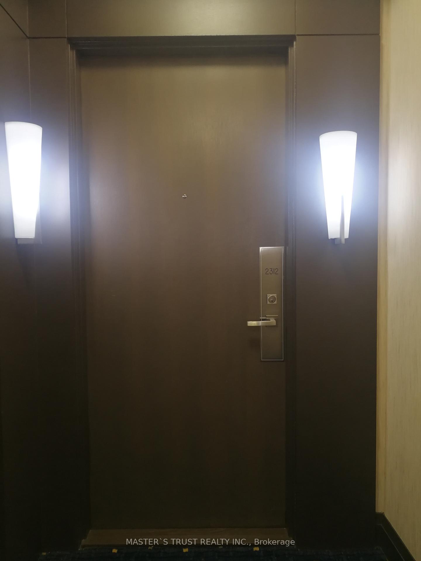 Photo 3 of Unit 2312, 7171 Yonge Street, Markham, Thornhill — HOMEH