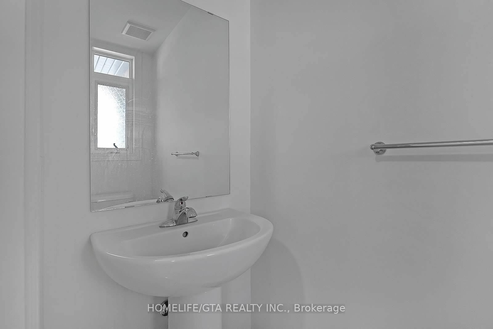 Photo 11 of 1782 Rex Heath Drive, Pickering, Duffin Heights — HOMEH