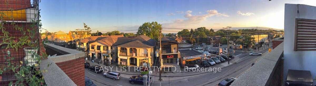 Photo 23 of Unit 25, 2112 Queen Street E, Toronto, The Beaches — HOMEH