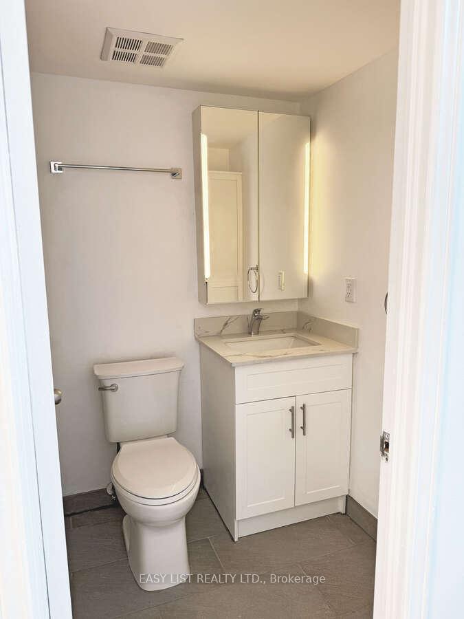 Photo 14 of Unit 25, 2112 Queen Street E, Toronto, The Beaches — HOMEH