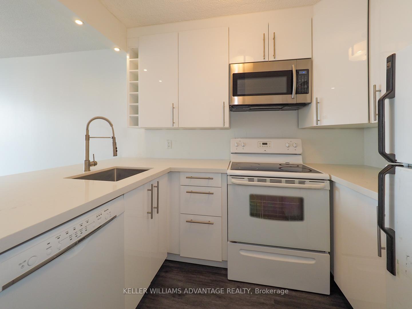 Photo 6 of Unit 1305, 92 King Street E, Toronto, Church-Yonge Corridor — HOMEH