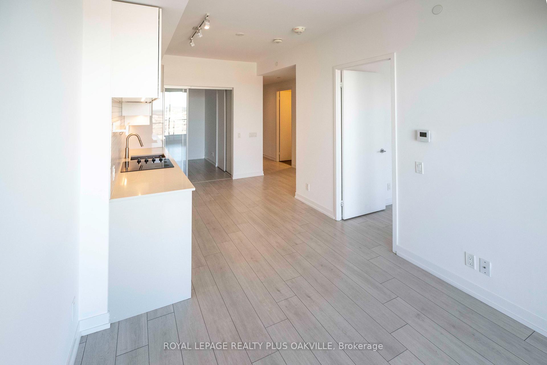 Photo 8 of Unit 3315, 950 Portage Parkway, Vaughan, Vaughan Corporate Centre — HOMEH