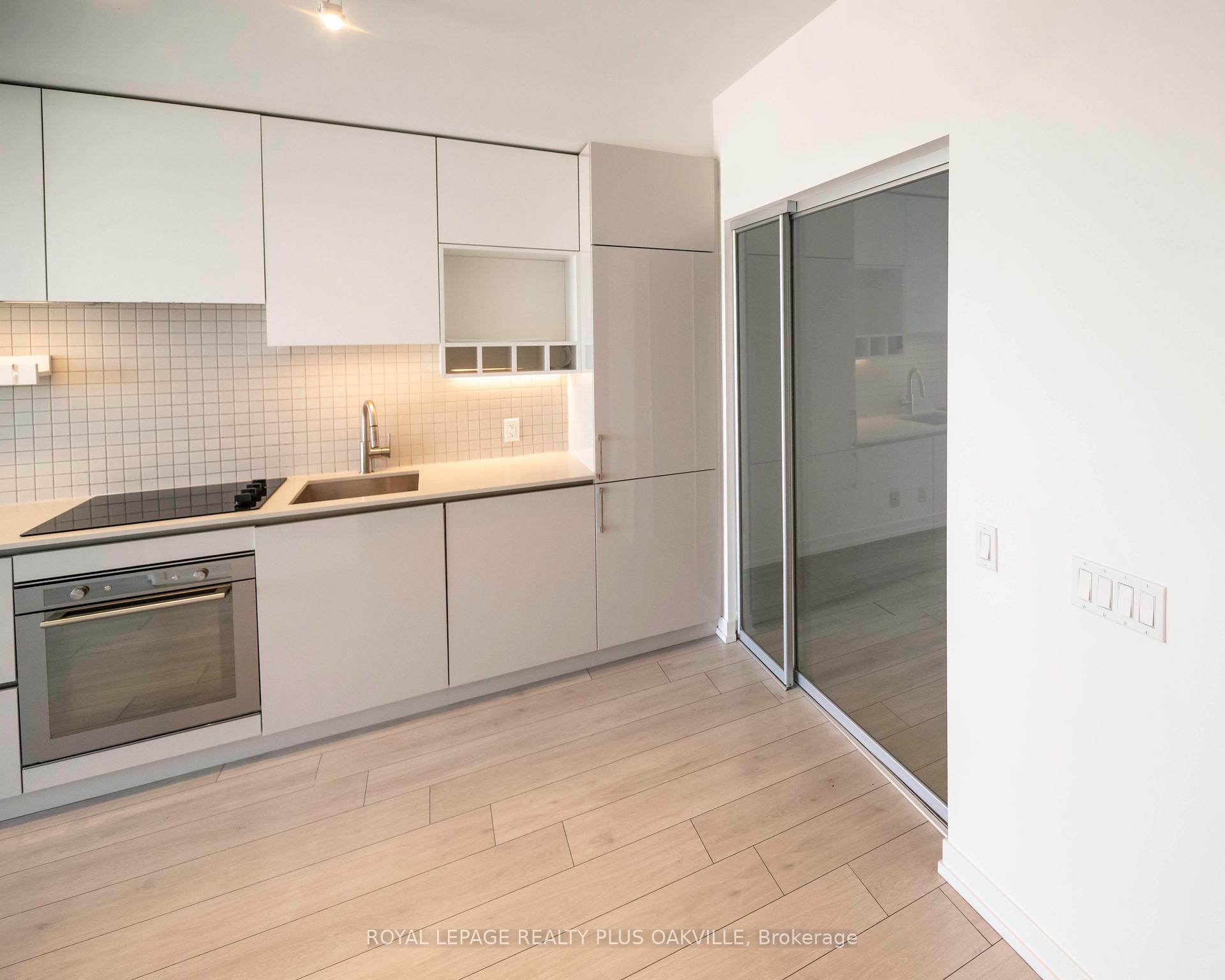 Photo 9 of Unit 3315, 950 Portage Parkway, Vaughan, Vaughan Corporate Centre — HOMEH