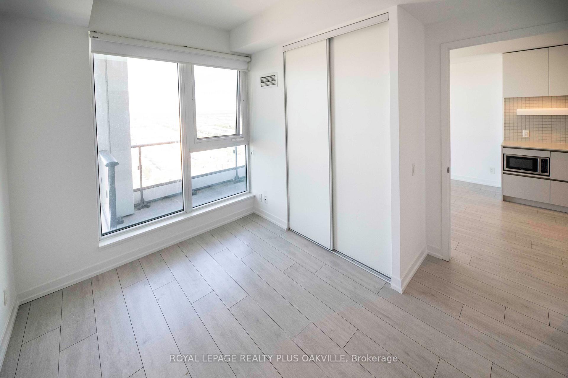 Photo 11 of Unit 3315, 950 Portage Parkway, Vaughan, Vaughan Corporate Centre — HOMEH