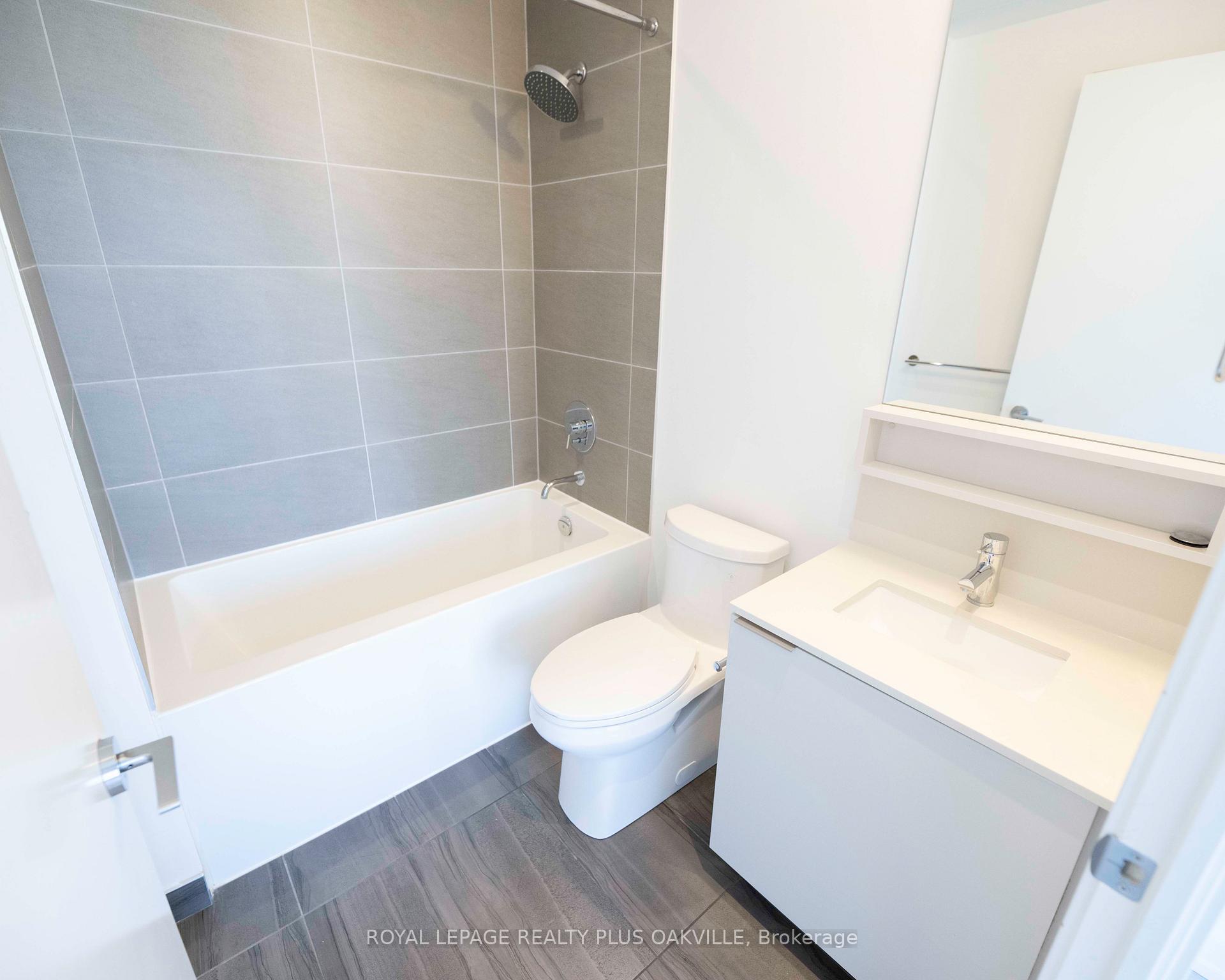 Photo 12 of Unit 3315, 950 Portage Parkway, Vaughan, Vaughan Corporate Centre — HOMEH