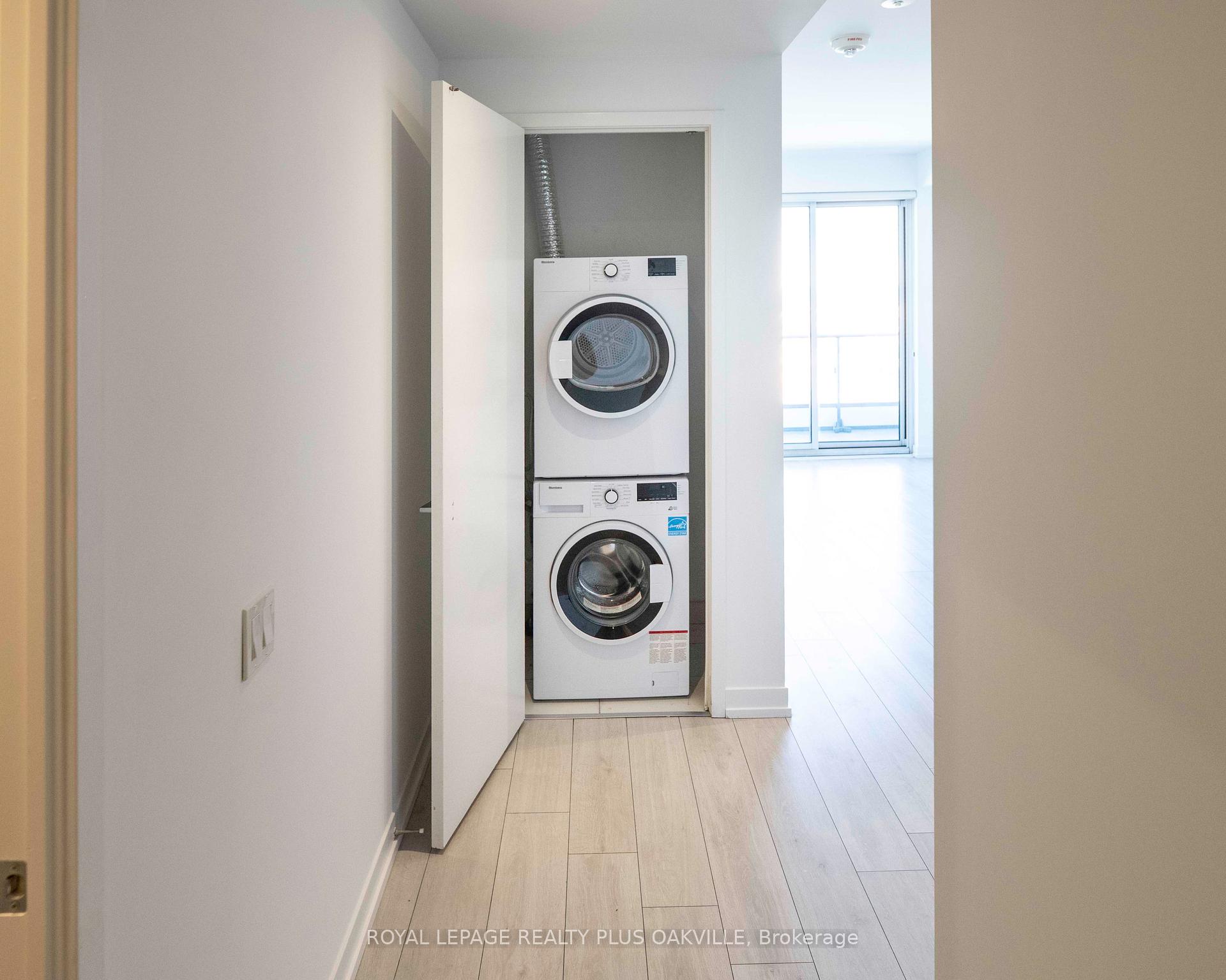 Photo 17 of Unit 3315, 950 Portage Parkway, Vaughan, Vaughan Corporate Centre — HOMEH