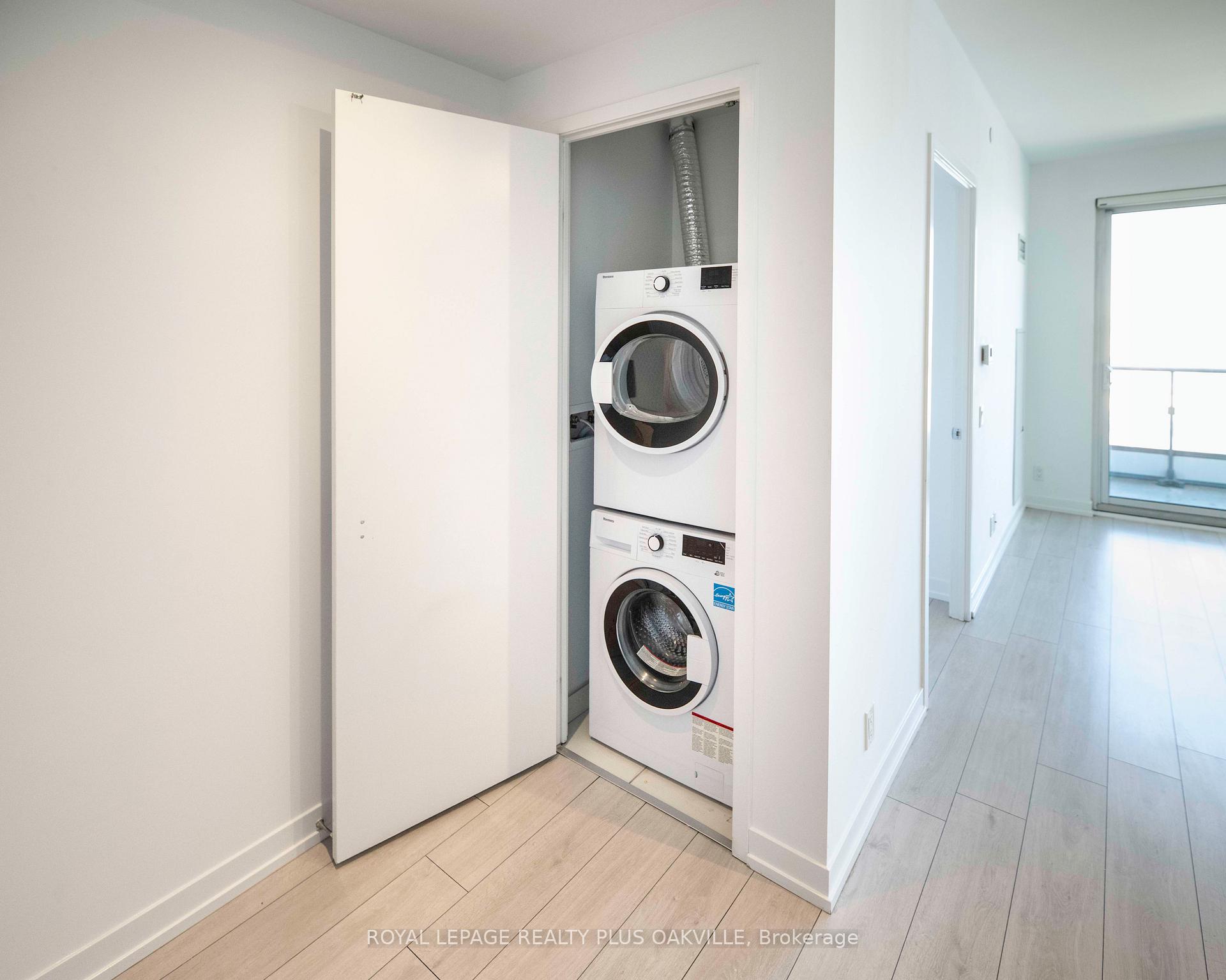 Photo 18 of Unit 3315, 950 Portage Parkway, Vaughan, Vaughan Corporate Centre — HOMEH