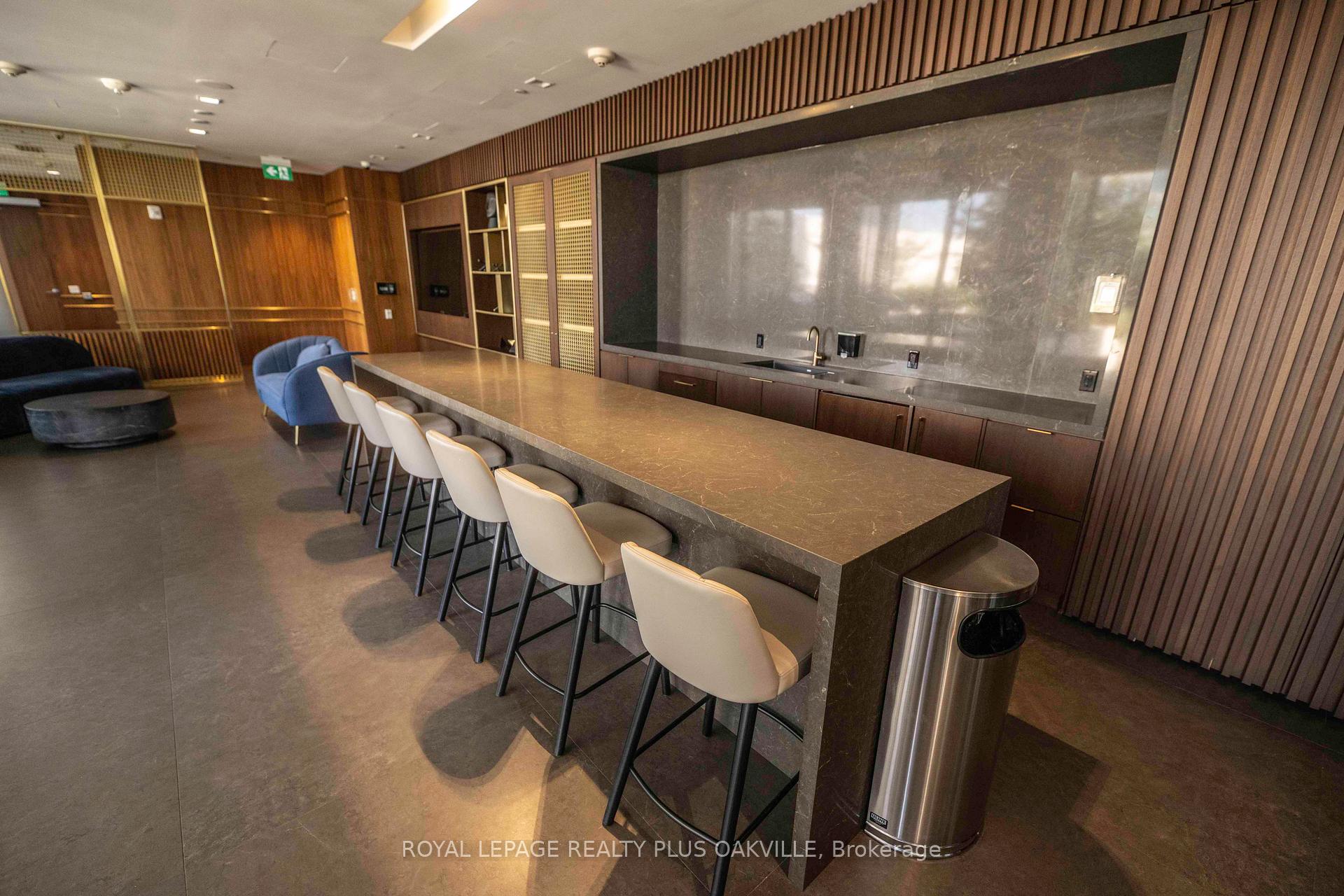 Photo 23 of Unit 3315, 950 Portage Parkway, Vaughan, Vaughan Corporate Centre — HOMEH
