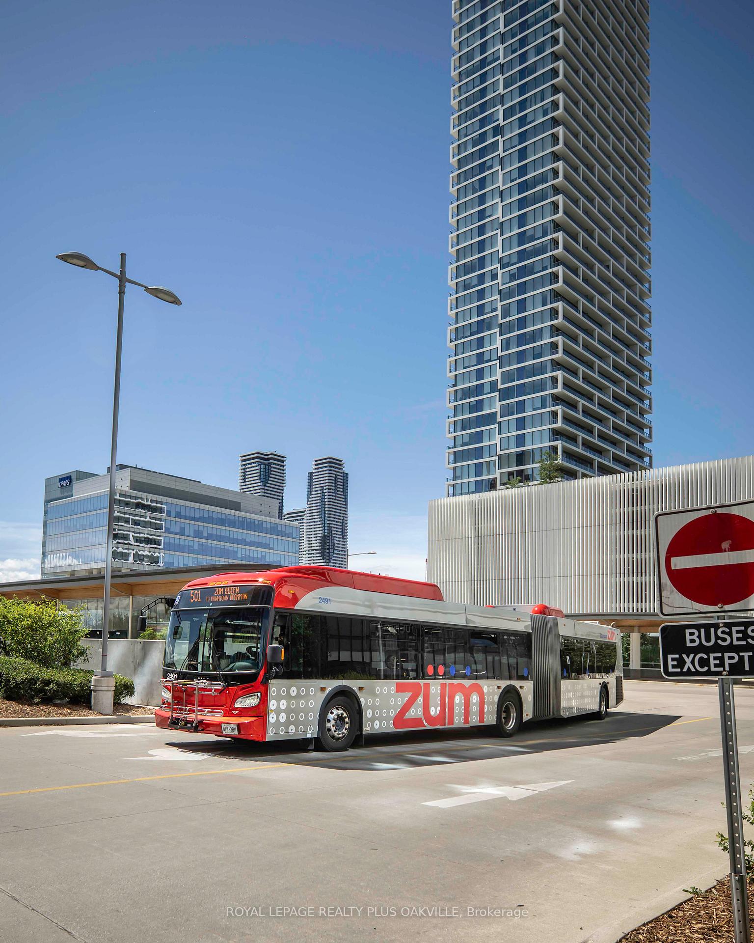 Photo 36 of Unit 3315, 950 Portage Parkway, Vaughan, Vaughan Corporate Centre — HOMEH