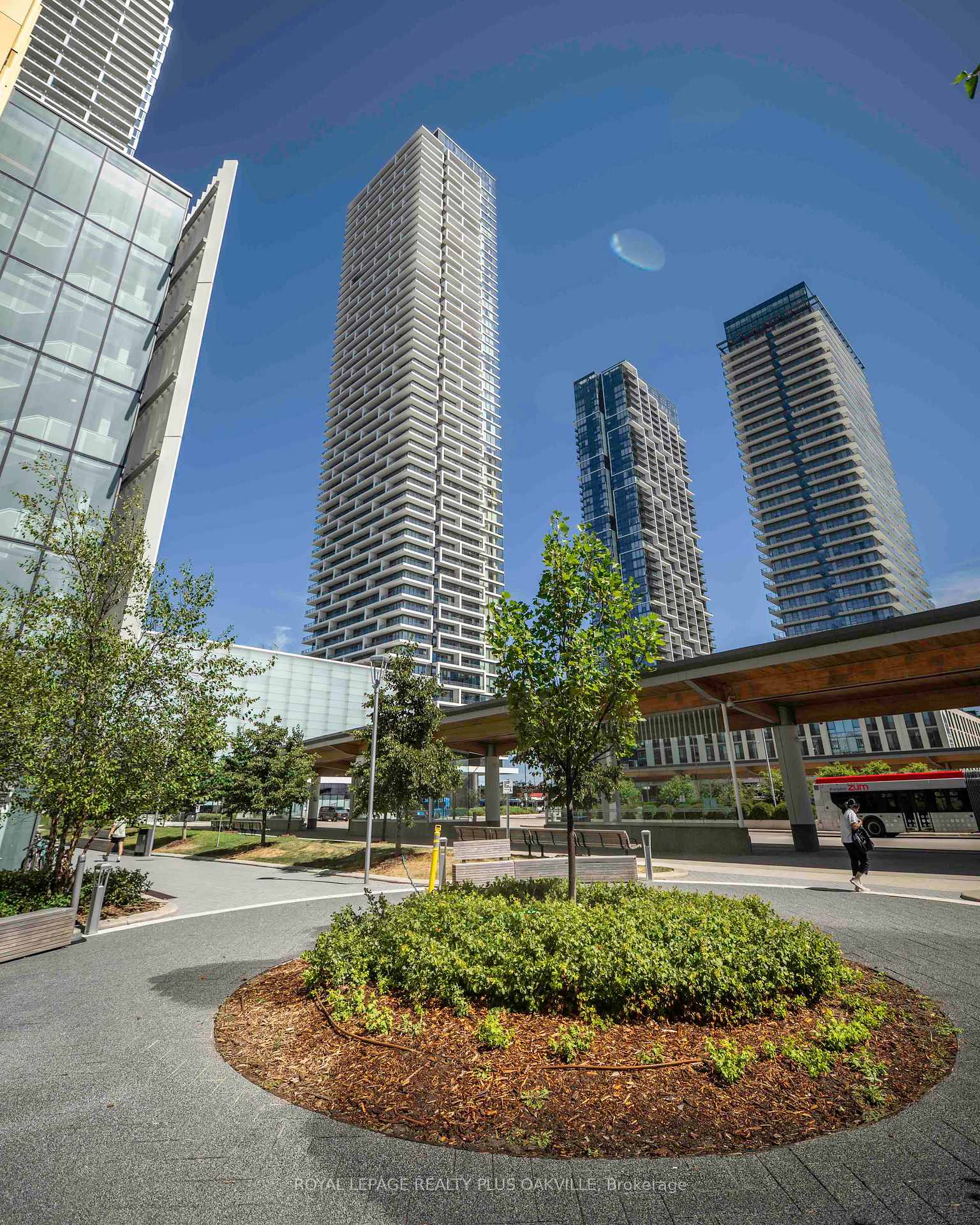 Photo 41 of Unit 3315, 950 Portage Parkway, Vaughan, Vaughan Corporate Centre — HOMEH