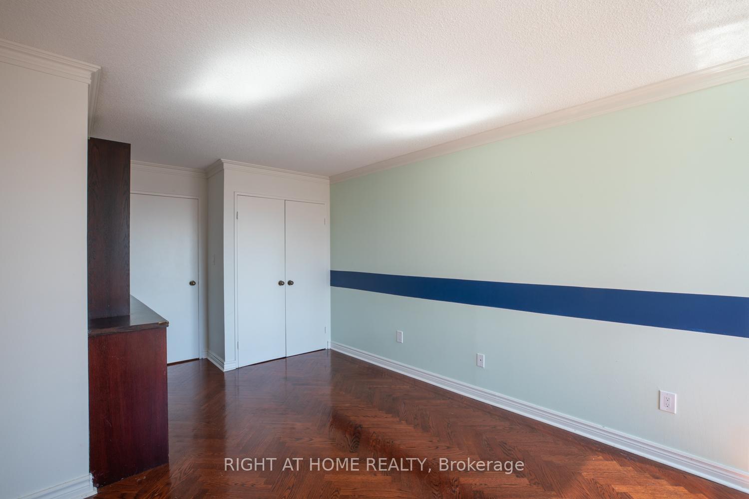 Photo 14 of Unit 1004, 135 George Street S, Toronto, Waterfront Communities — HOMEH
