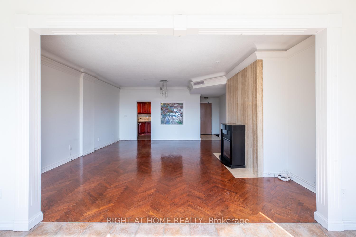 Photo 25 of Unit 1004, 135 George Street S, Toronto, Waterfront Communities — HOMEH
