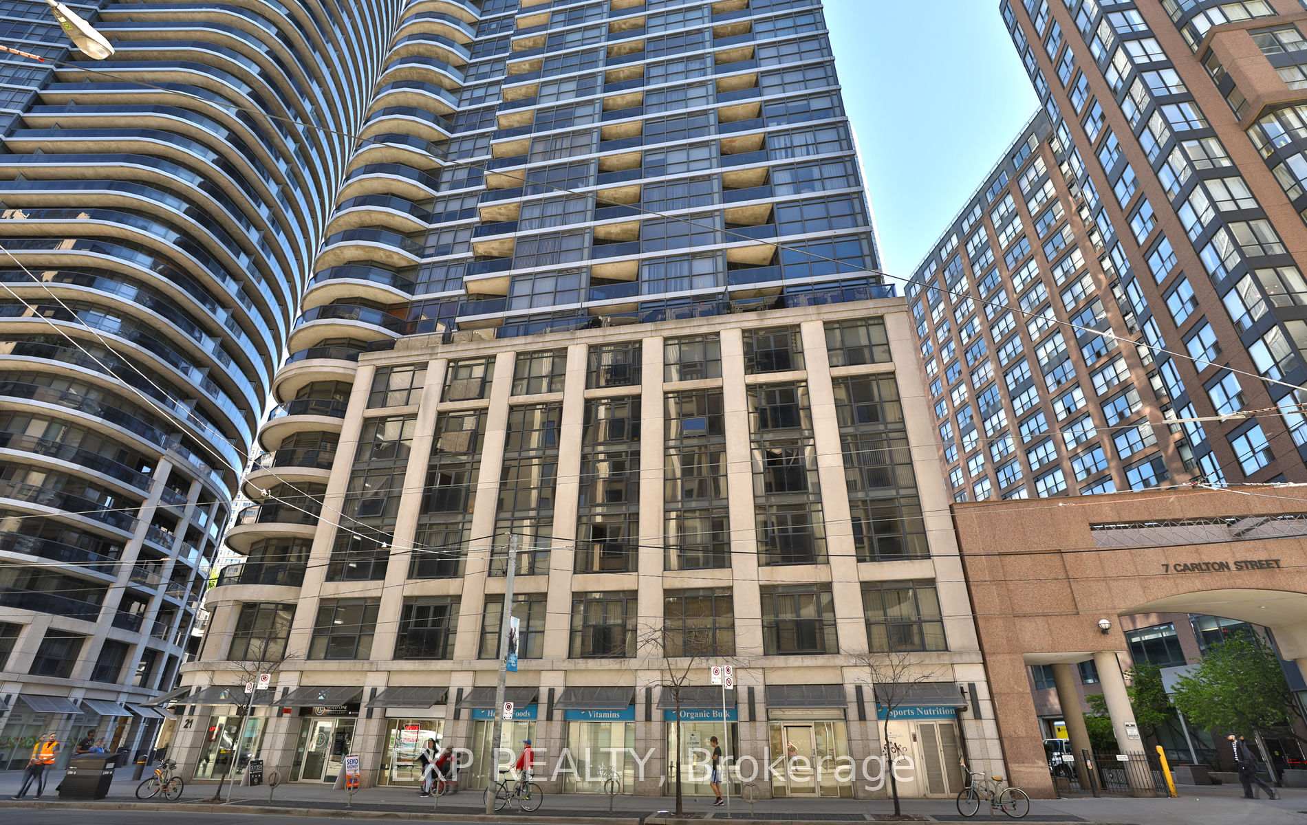 Photo 2 of Unit 3103, 21 Carlton Street, Toronto, Church-Yonge Corridor — HOMEH