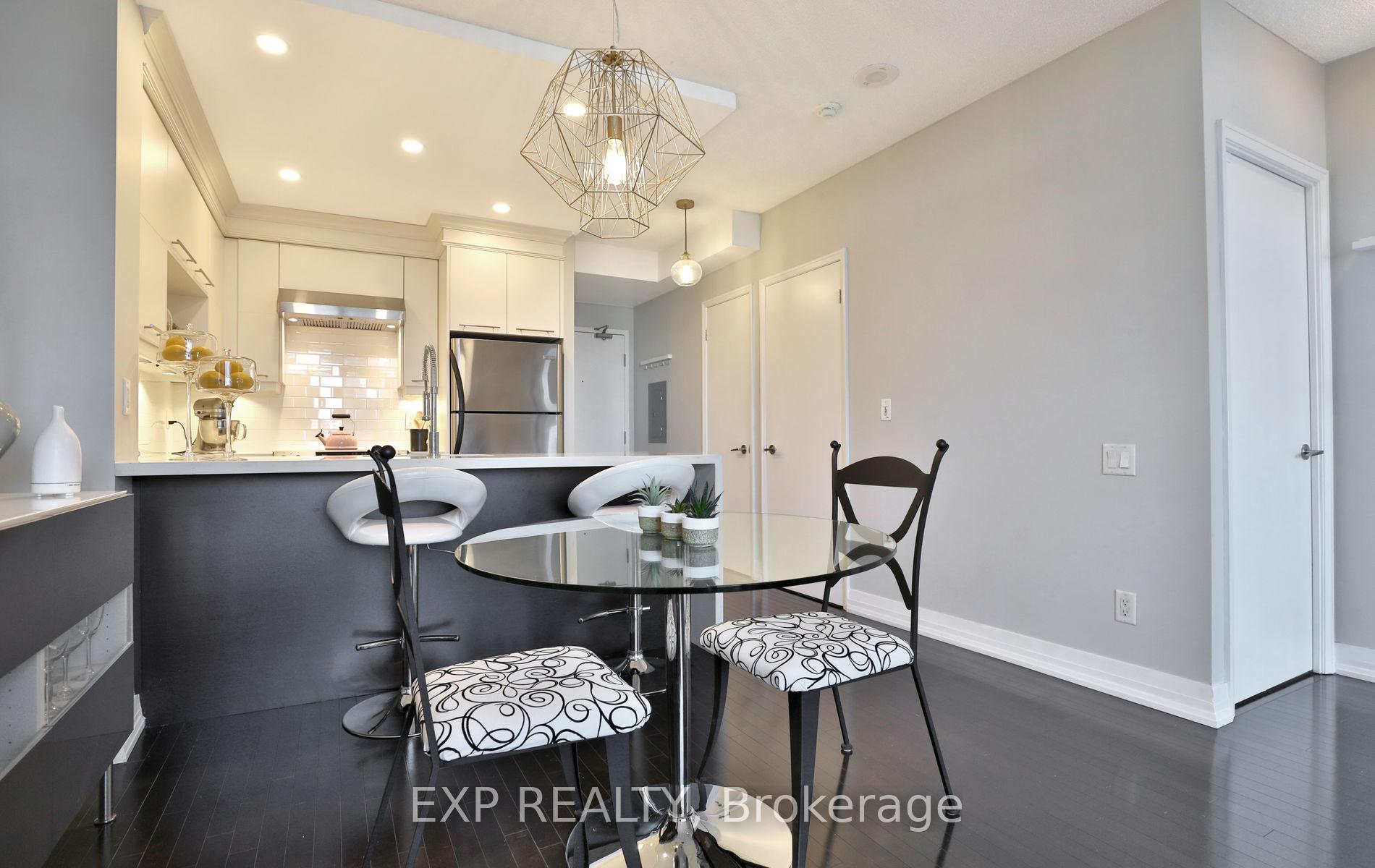 Photo 9 of Unit 3103, 21 Carlton Street, Toronto, Church-Yonge Corridor — HOMEH