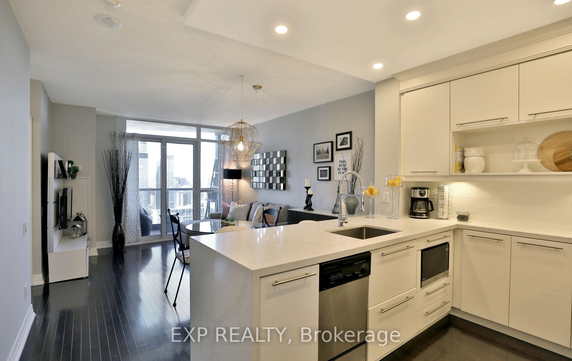 Photo 14 of Unit 3103, 21 Carlton Street, Toronto, Church-Yonge Corridor — HOMEH