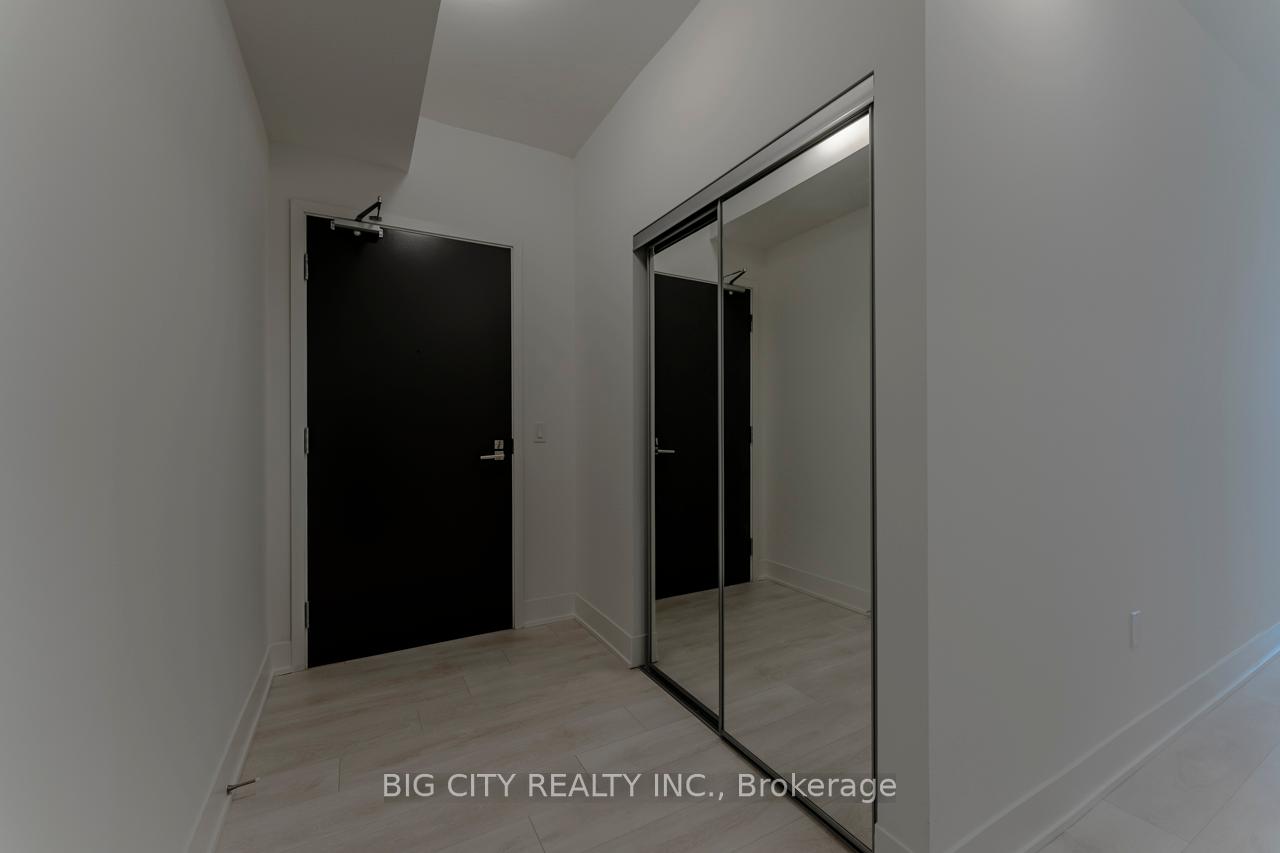 Photo 2 of Unit 1905, 2908 Highway 7 Road, Vaughan, Concord — HOMEH