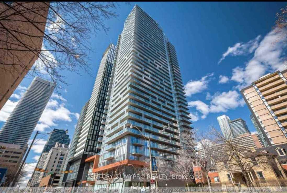 Front of Unit #2507, 50 Wellesley Street E