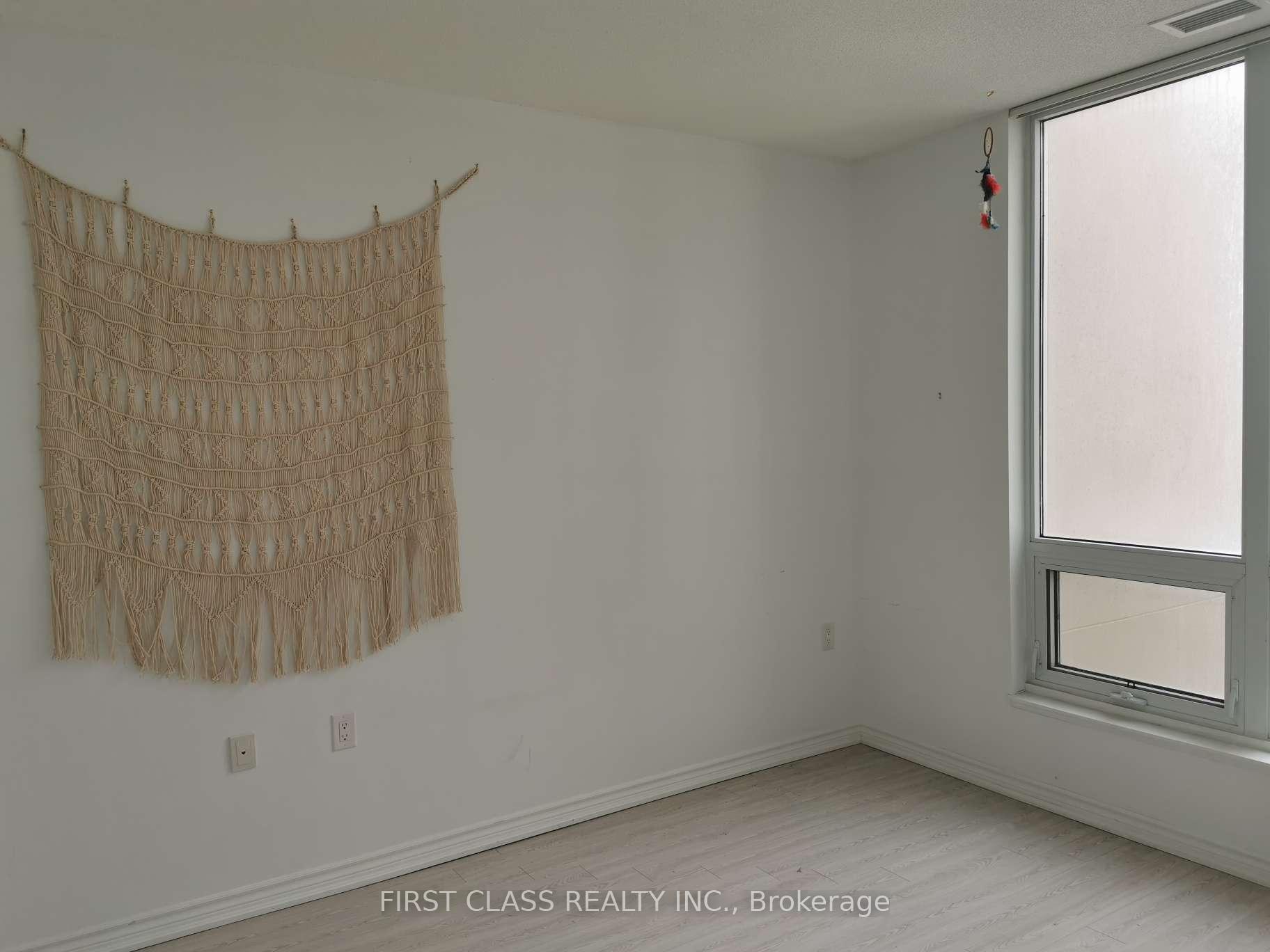 Photo 5 of Unit 1128, 8323 Kennedy Road, Markham, Village Green-South Unionville — HOMEH