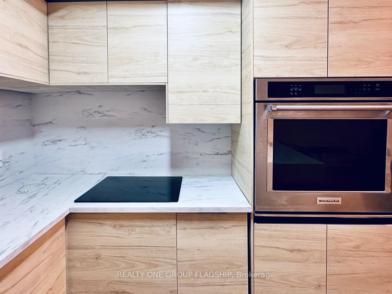 Photo 3 of Unit 1017, 25 The Esplanade, Toronto, Waterfront Communities — HOMEH