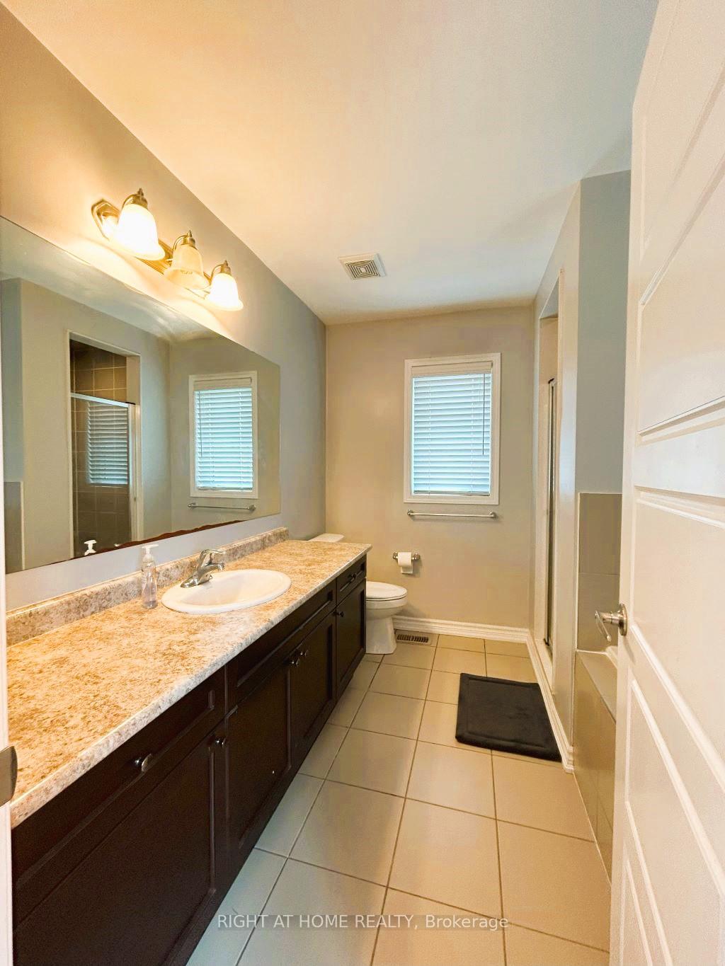 Photo 15 of Unit 114, 527 Goldenrod Lane, Kitchener — HOMEH