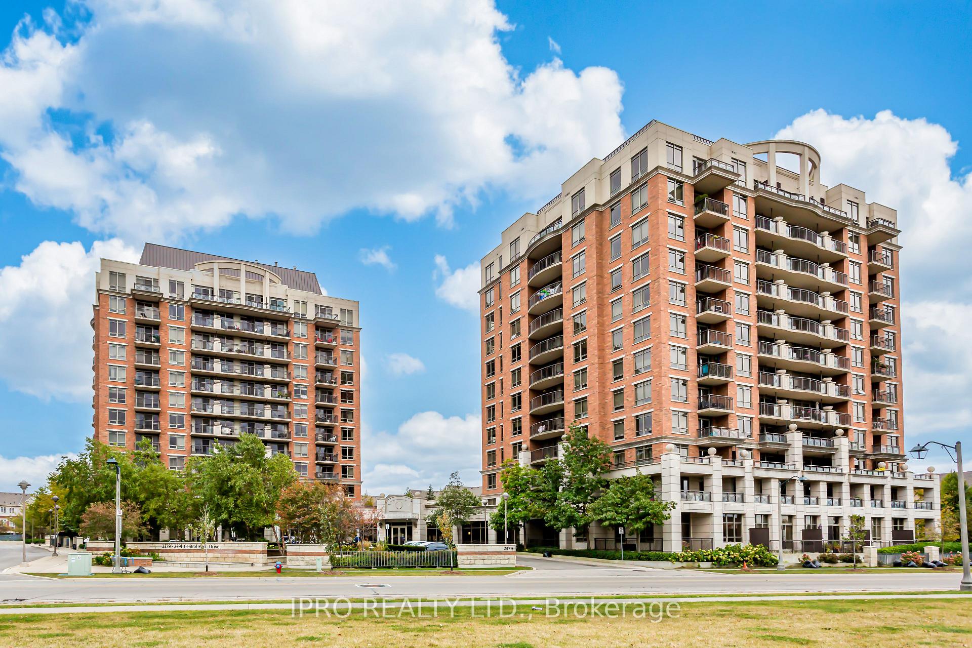 Front of Unit 403, 2391 Central Park Drive