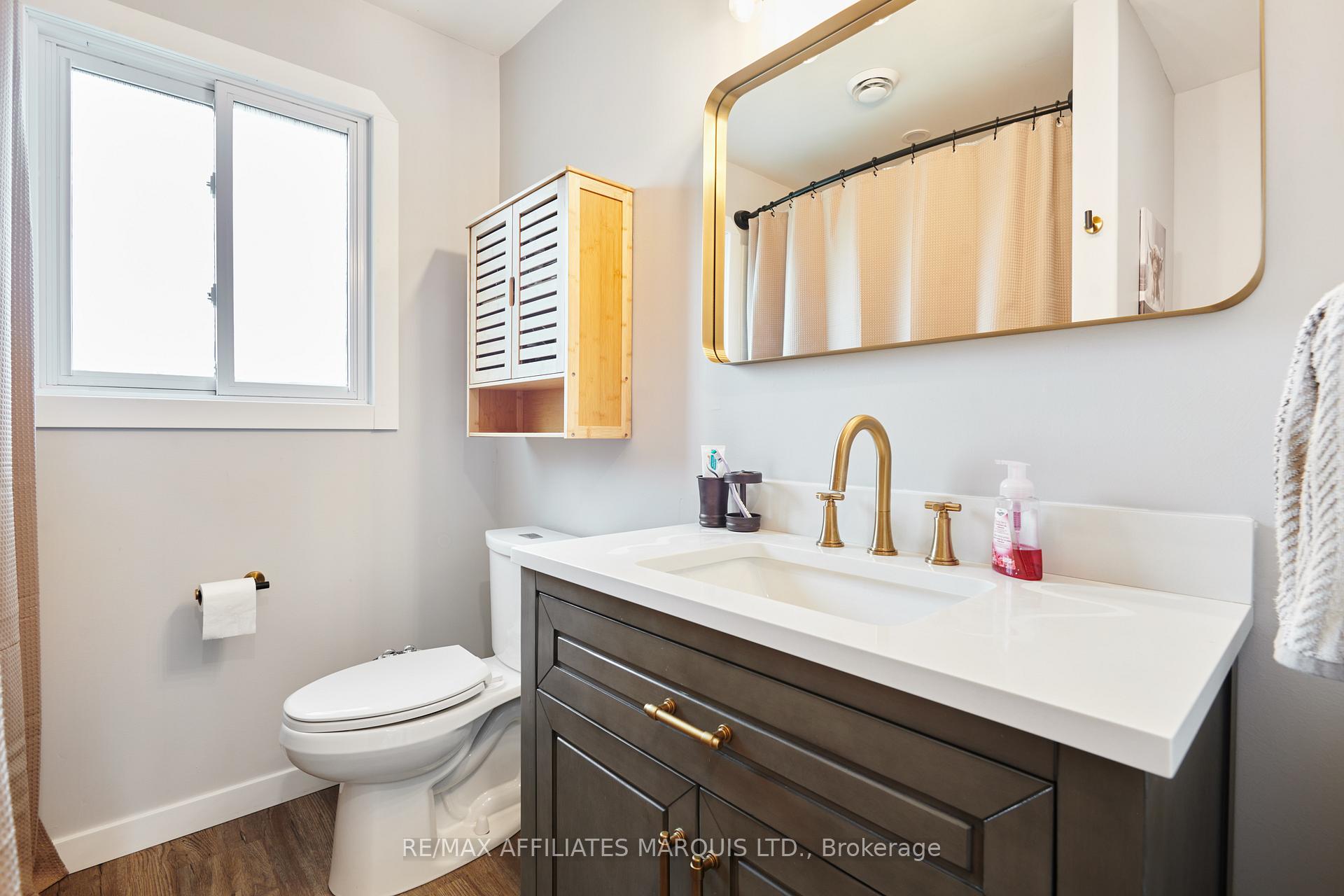 Photo 5 of 3212 Johnston Avenue, Cornwall — HOMEH