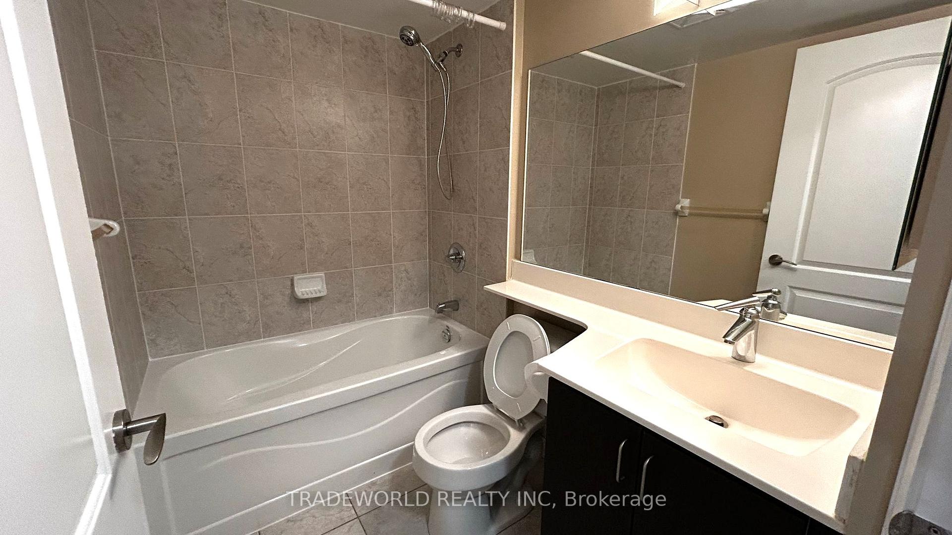 Photo 13 of Unit 416, 20 North Park Road, Vaughan, Beverley Glen — HOMEH