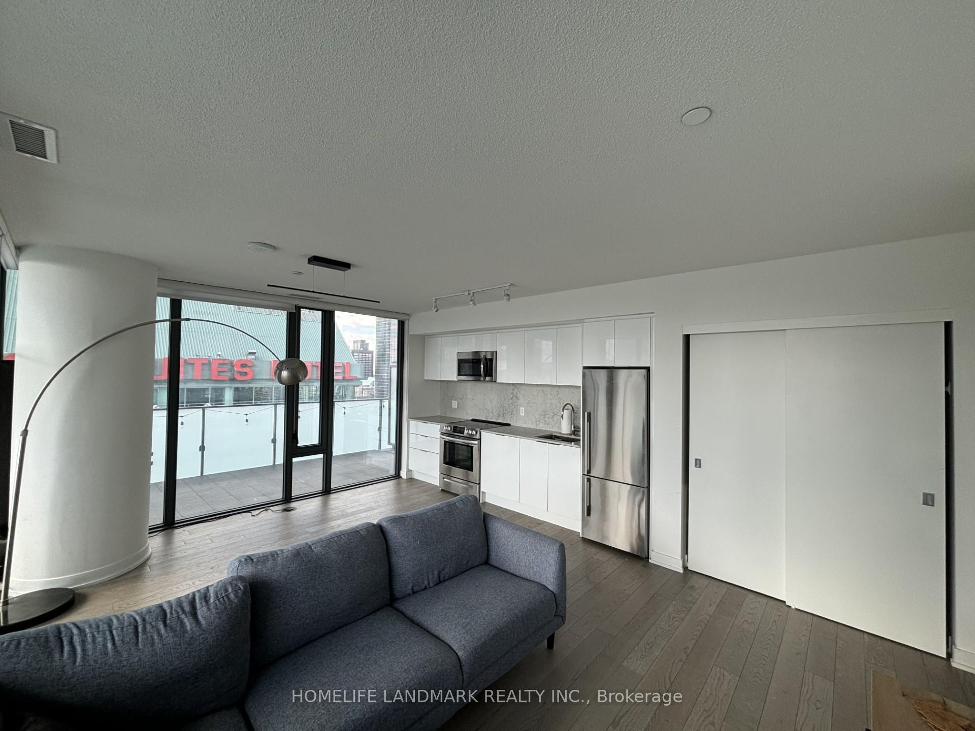Photo 5 of Unit 2110, 25 Richmond Street E, Toronto, Church-Yonge Corridor — HOMEH