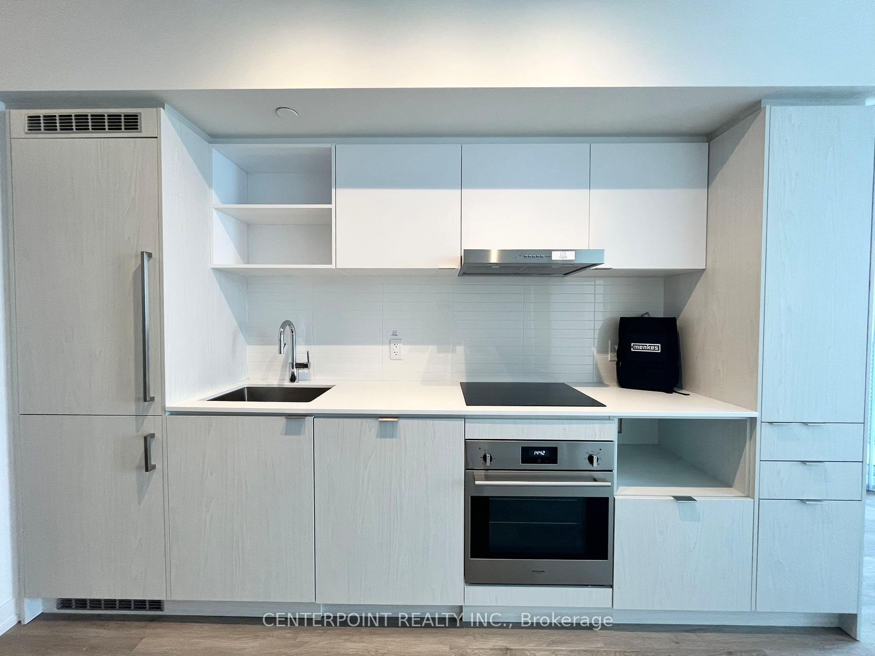 Photo 4 of Unit 5009, 55 Cooper Street, Toronto, Waterfront Communities — HOMEH