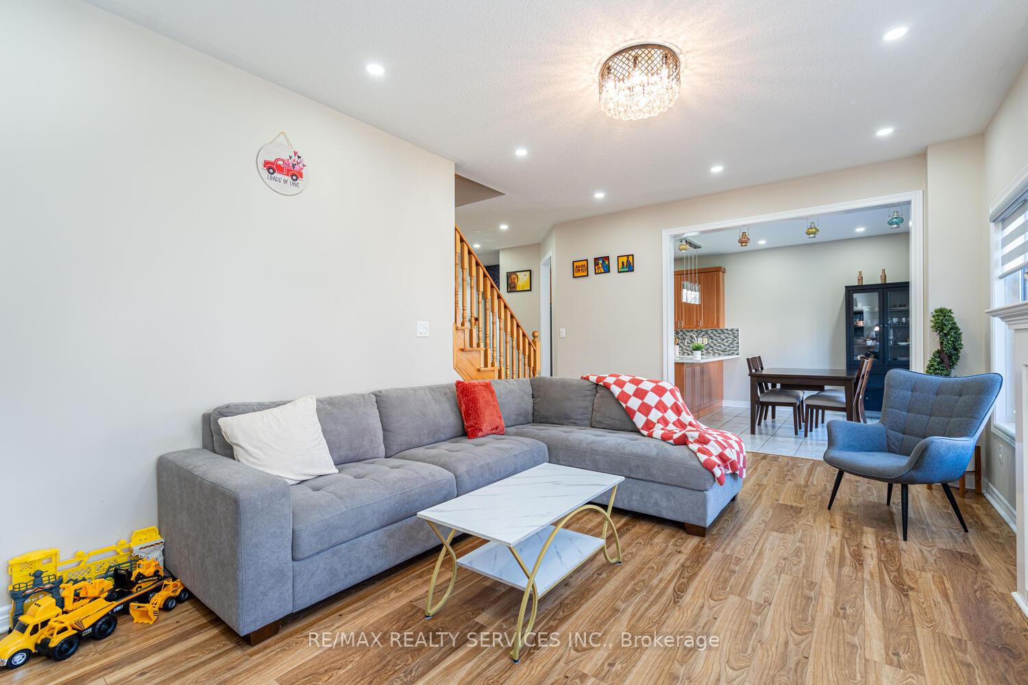 Photo 16 of 6 Foxhollow Road, Brampton, Northwest Sandalwood Parkway — HOMEH