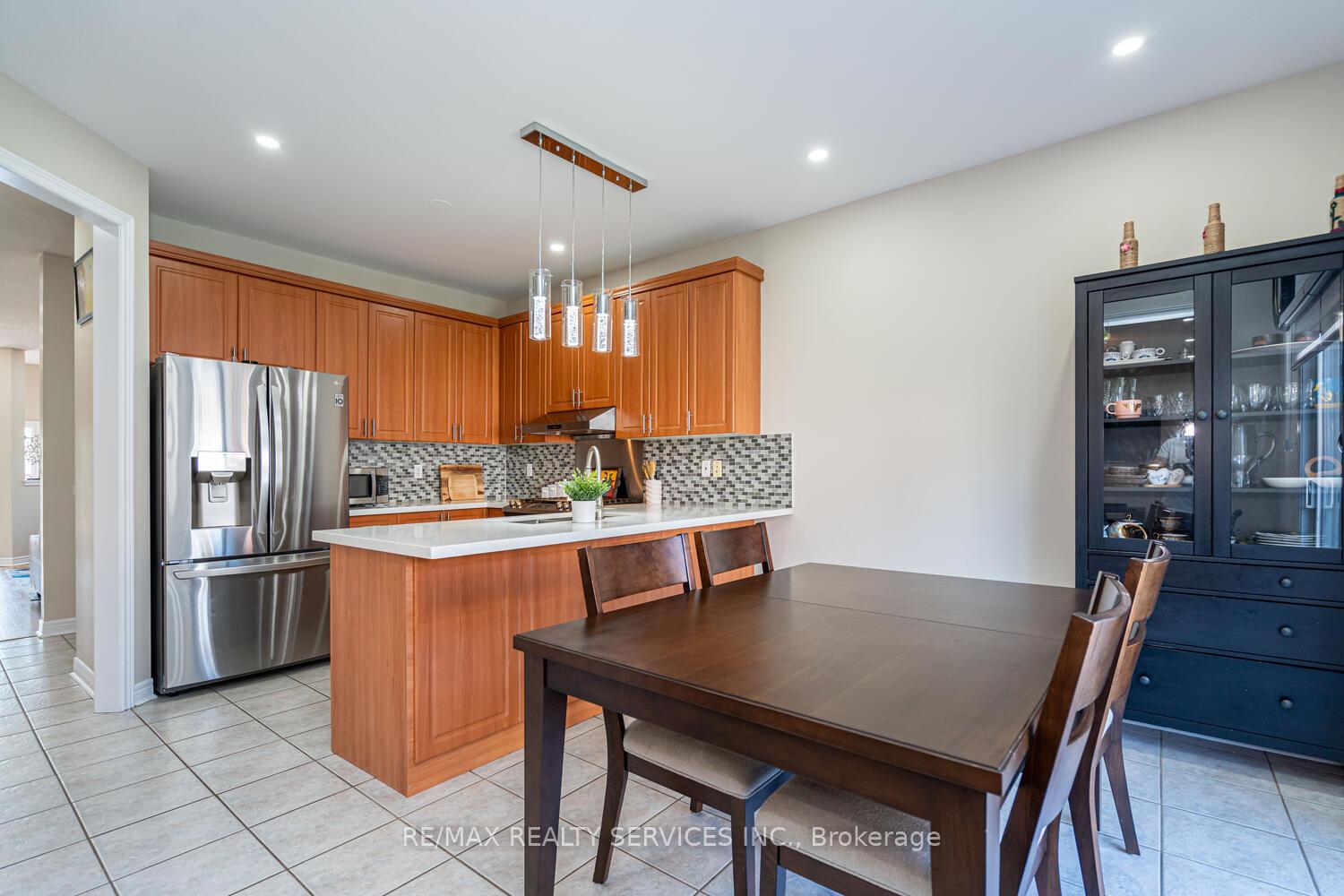 Photo 20 of 6 Foxhollow Road, Brampton, Northwest Sandalwood Parkway — HOMEH