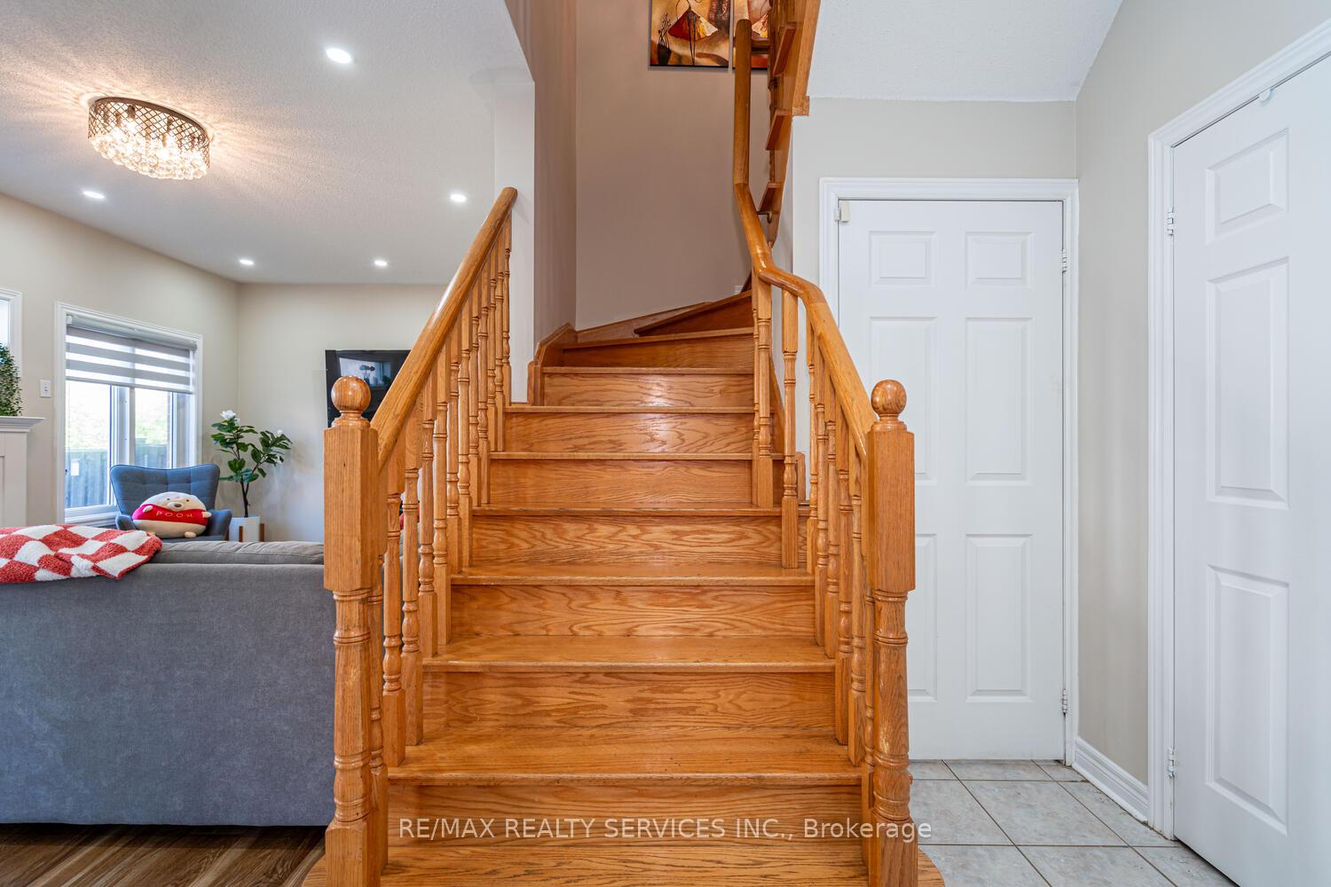 Photo 23 of 6 Foxhollow Road, Brampton, Northwest Sandalwood Parkway — HOMEH