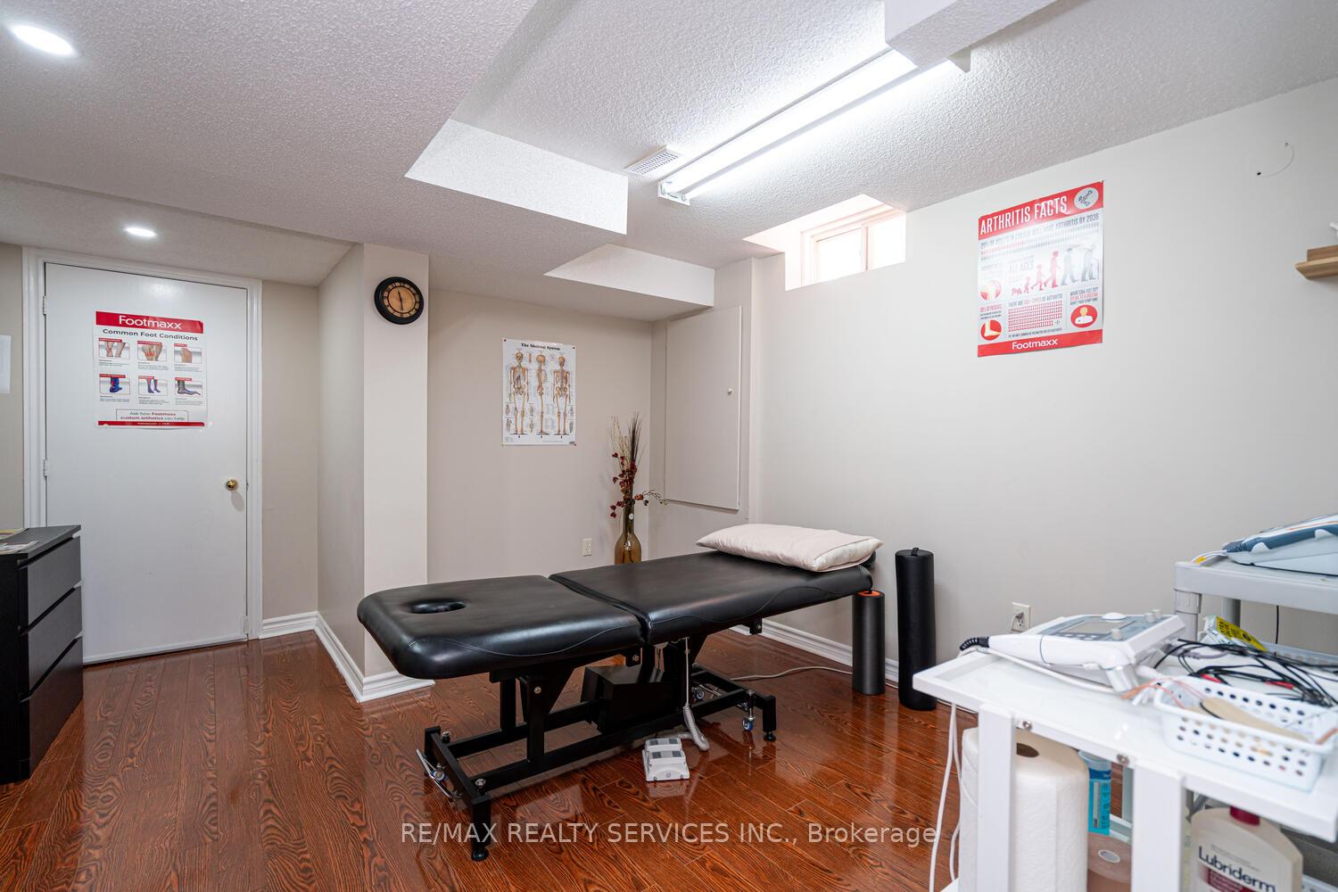 Photo 44 of 6 Foxhollow Road, Brampton, Northwest Sandalwood Parkway — HOMEH