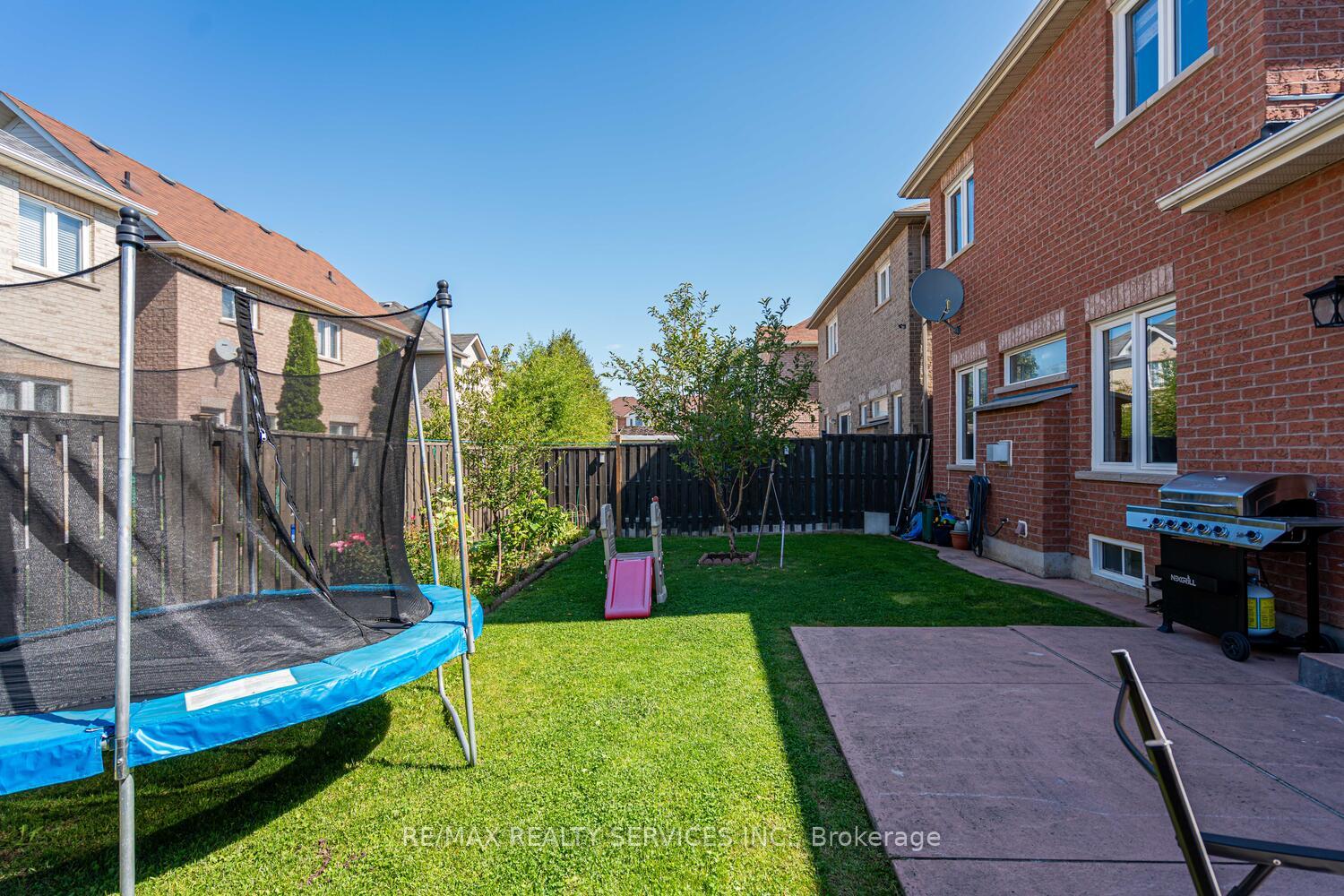 Photo 48 of 6 Foxhollow Road, Brampton, Northwest Sandalwood Parkway — HOMEH
