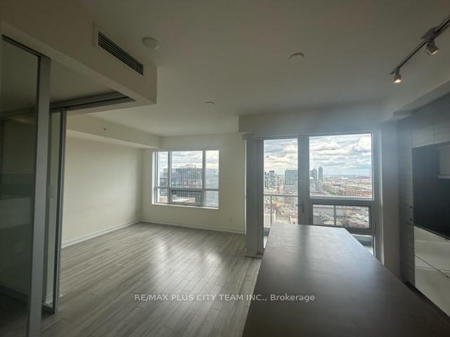 Photo 4 of Unit 2406, 88 Scott Street, Toronto, Church-Yonge Corridor — HOMEH